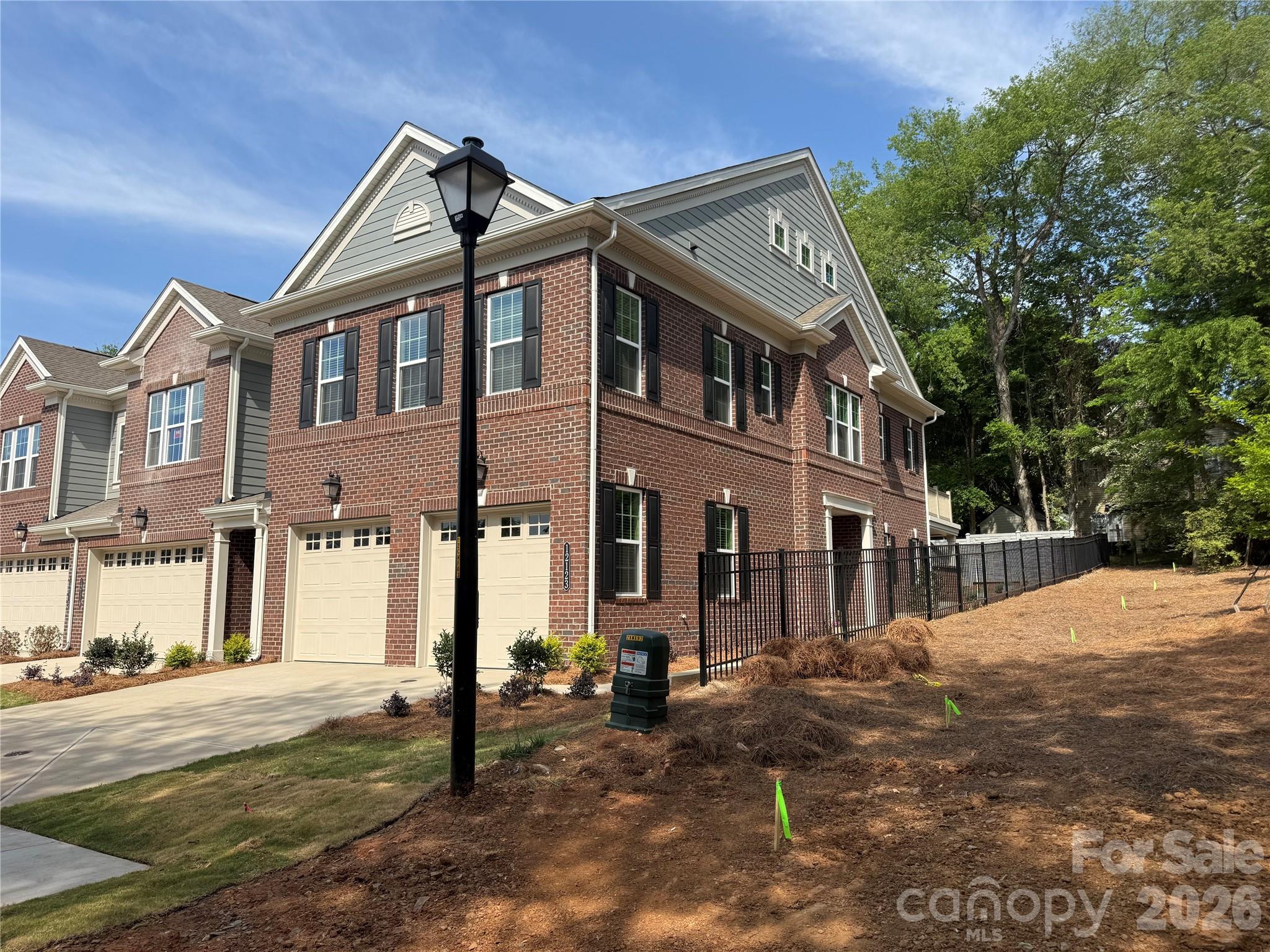 12123 Lavinia Lane — Charlotte