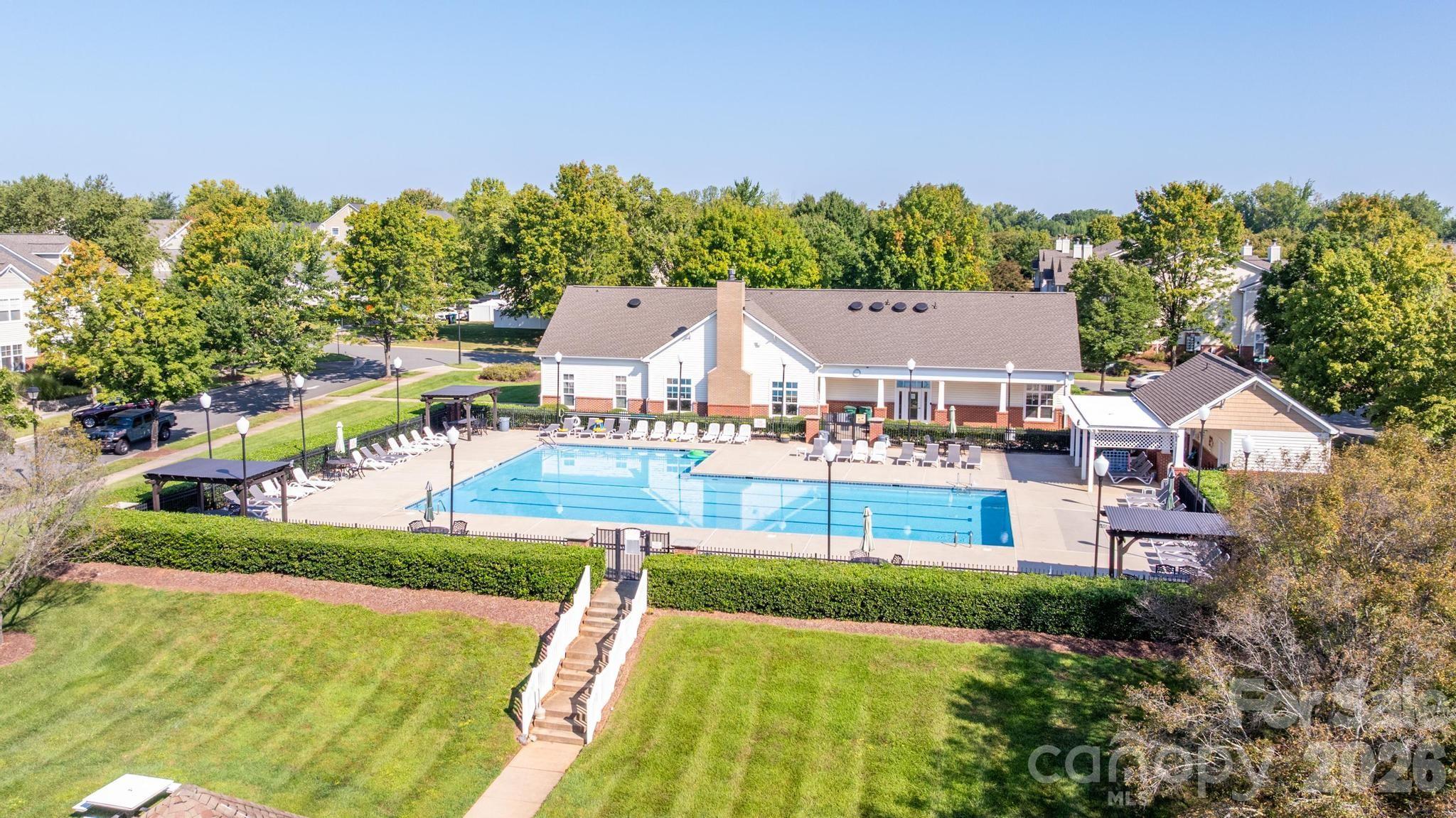 16638 Amberside Road E — Cornelius