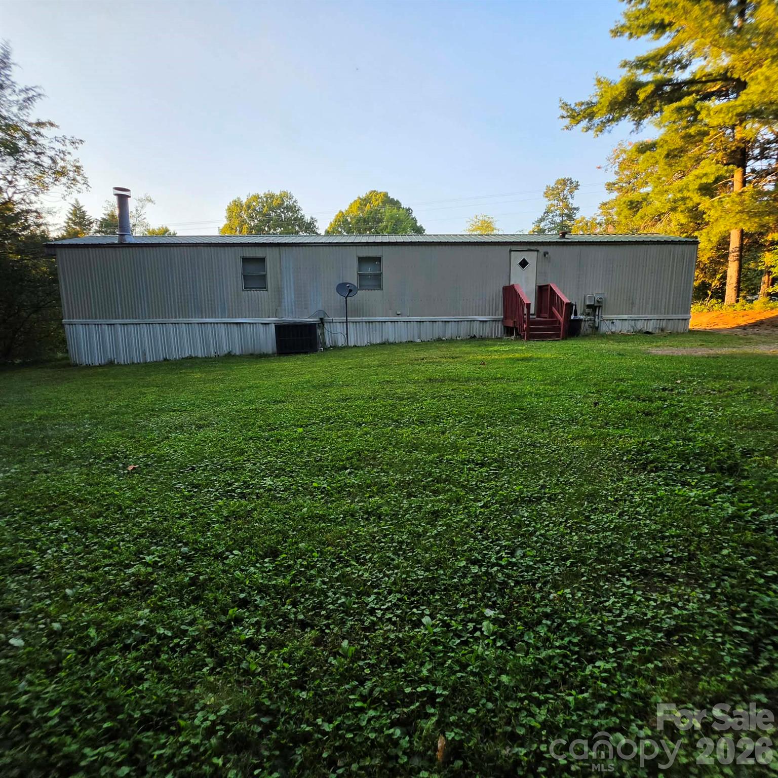 902 Barry Oak Road — Cleveland
