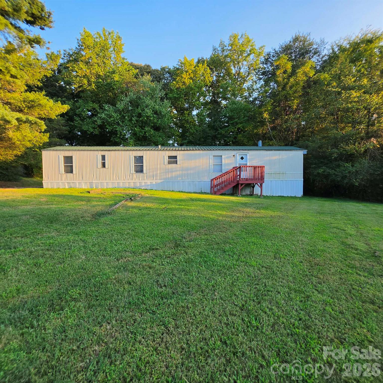 902 Barry Oak Road — Cleveland