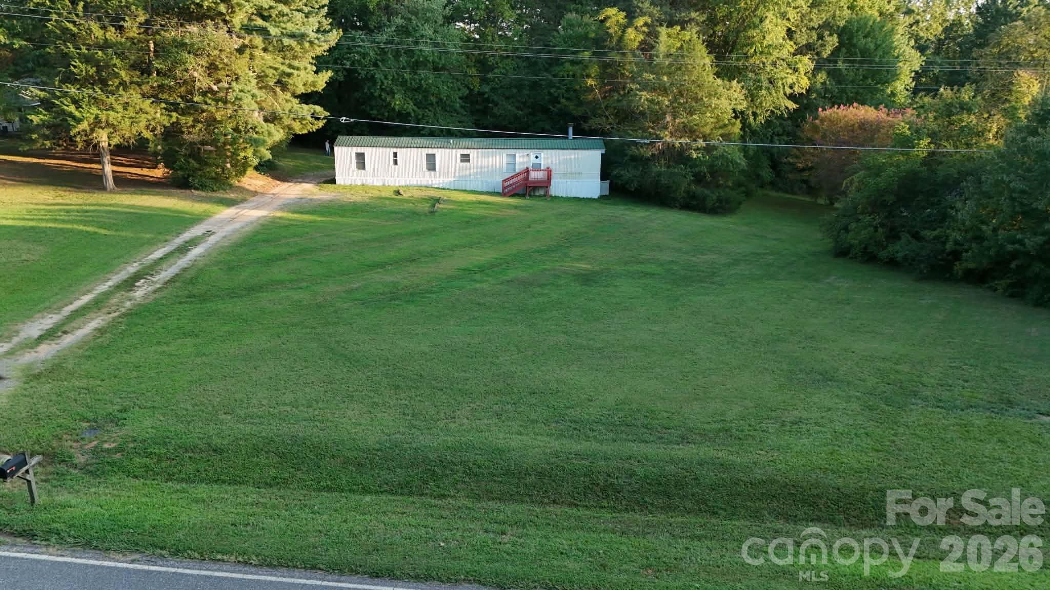 902 Barry Oak Road — Cleveland