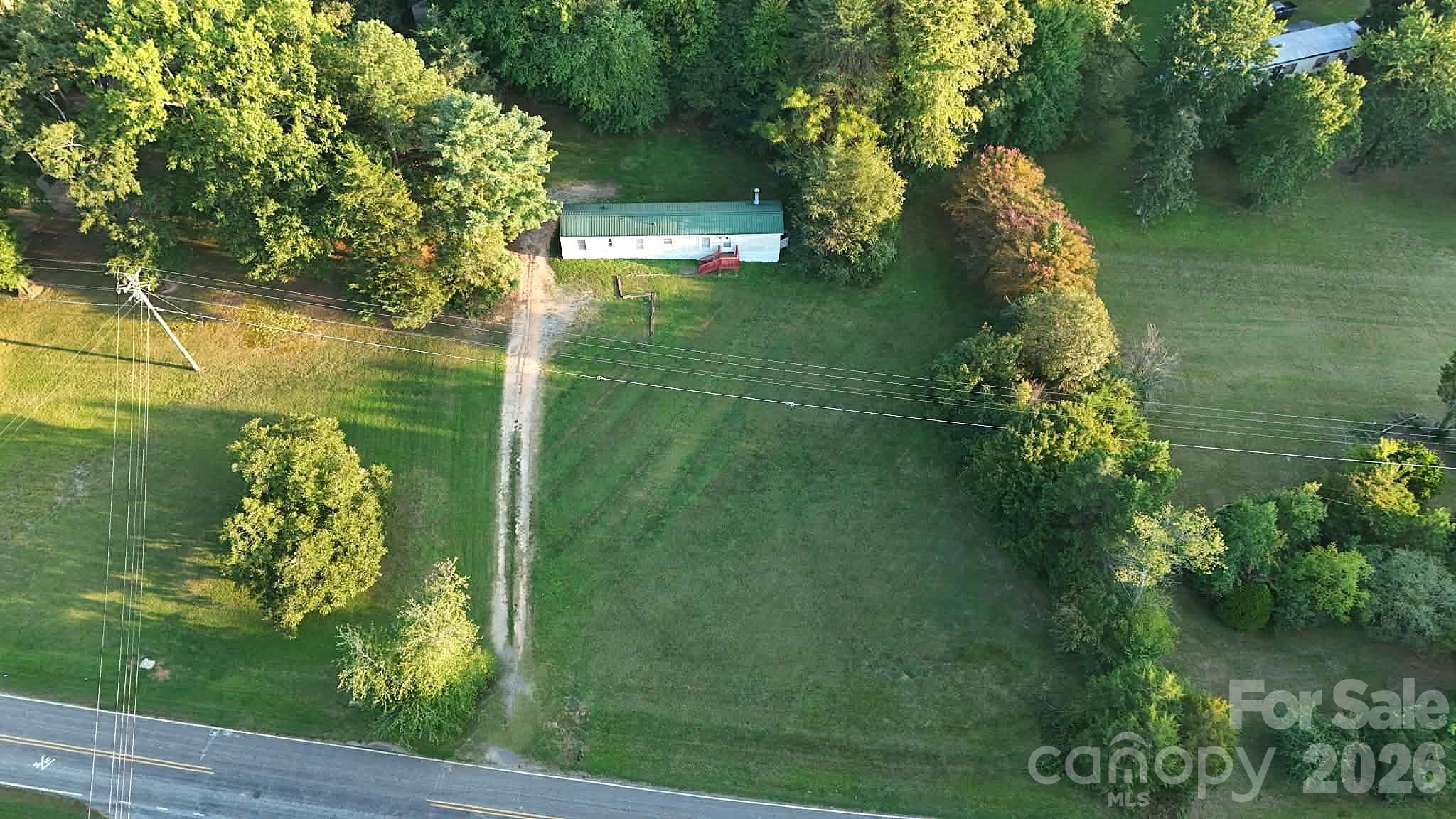 902 Barry Oak Road — Cleveland
