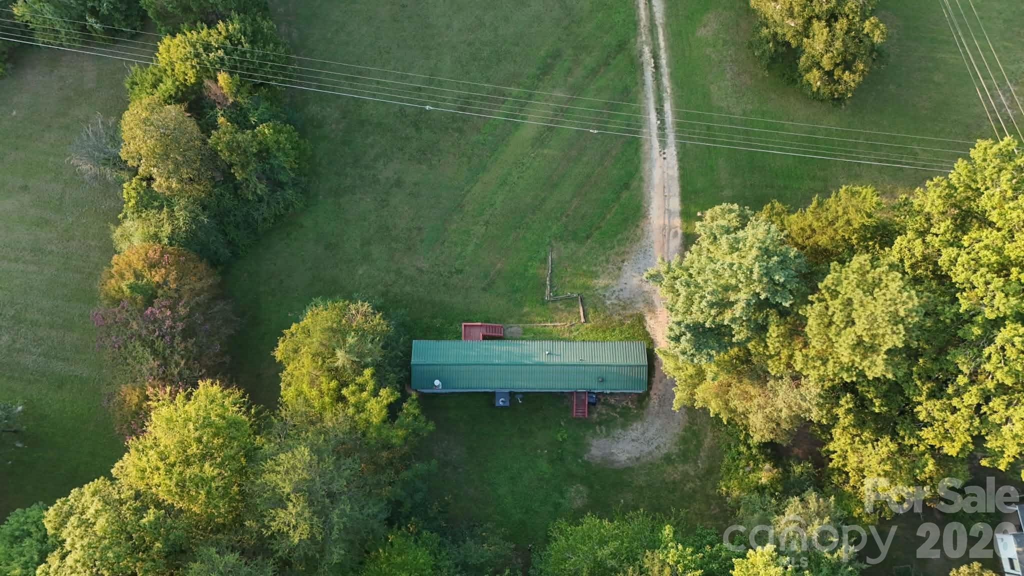 902 Barry Oak Road — Cleveland