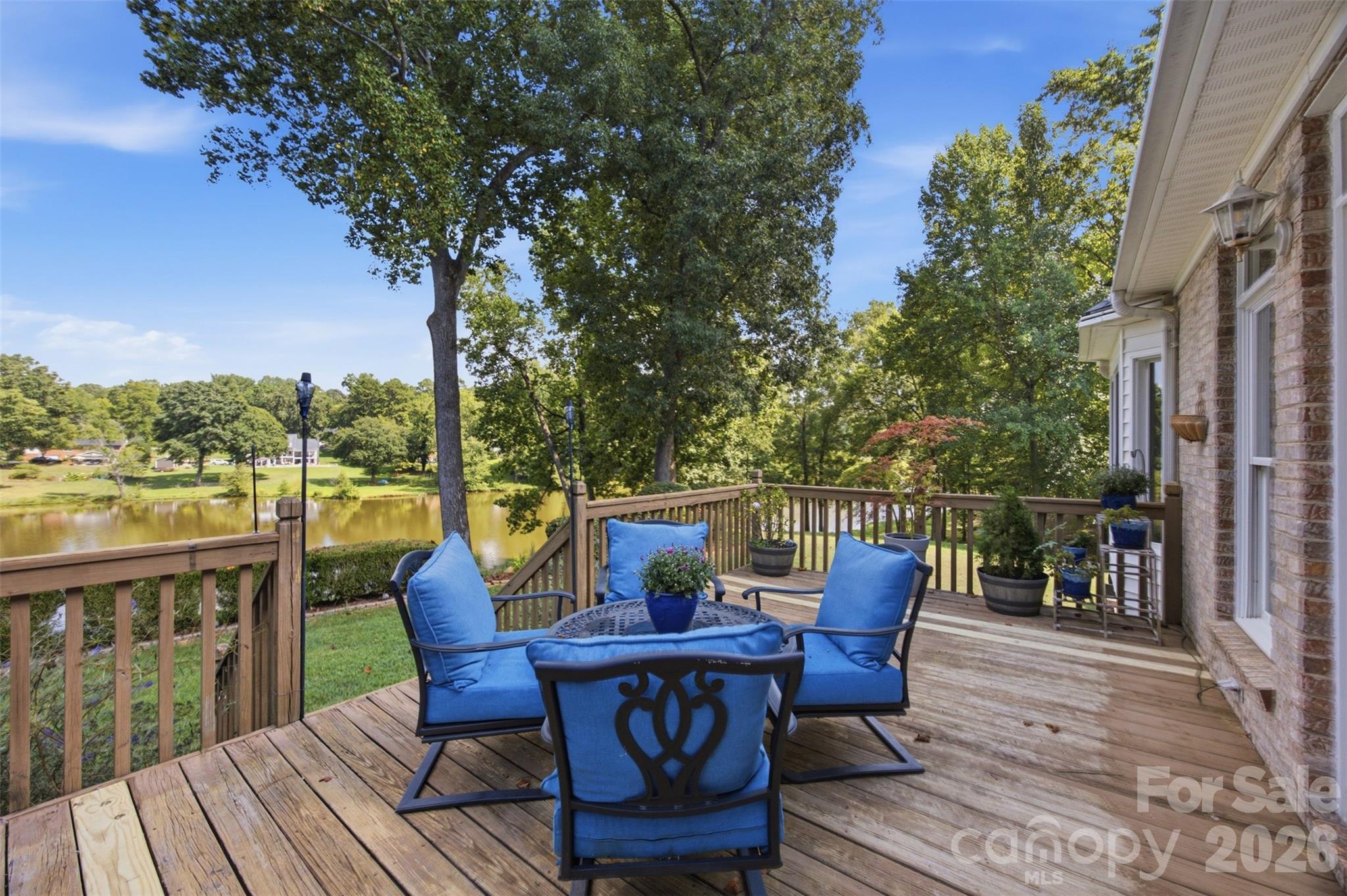401 Armstrong Drive — Belmont