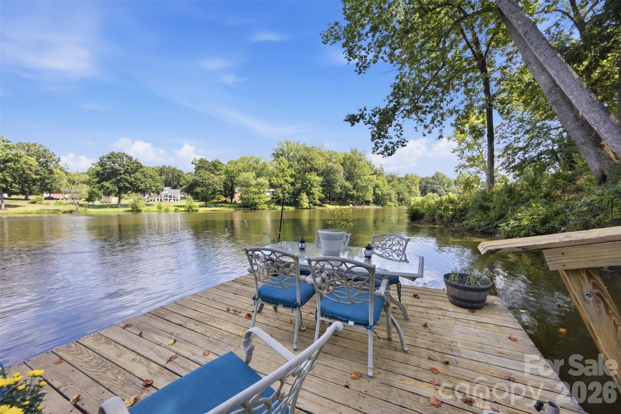 401 Armstrong Drive — Belmont
