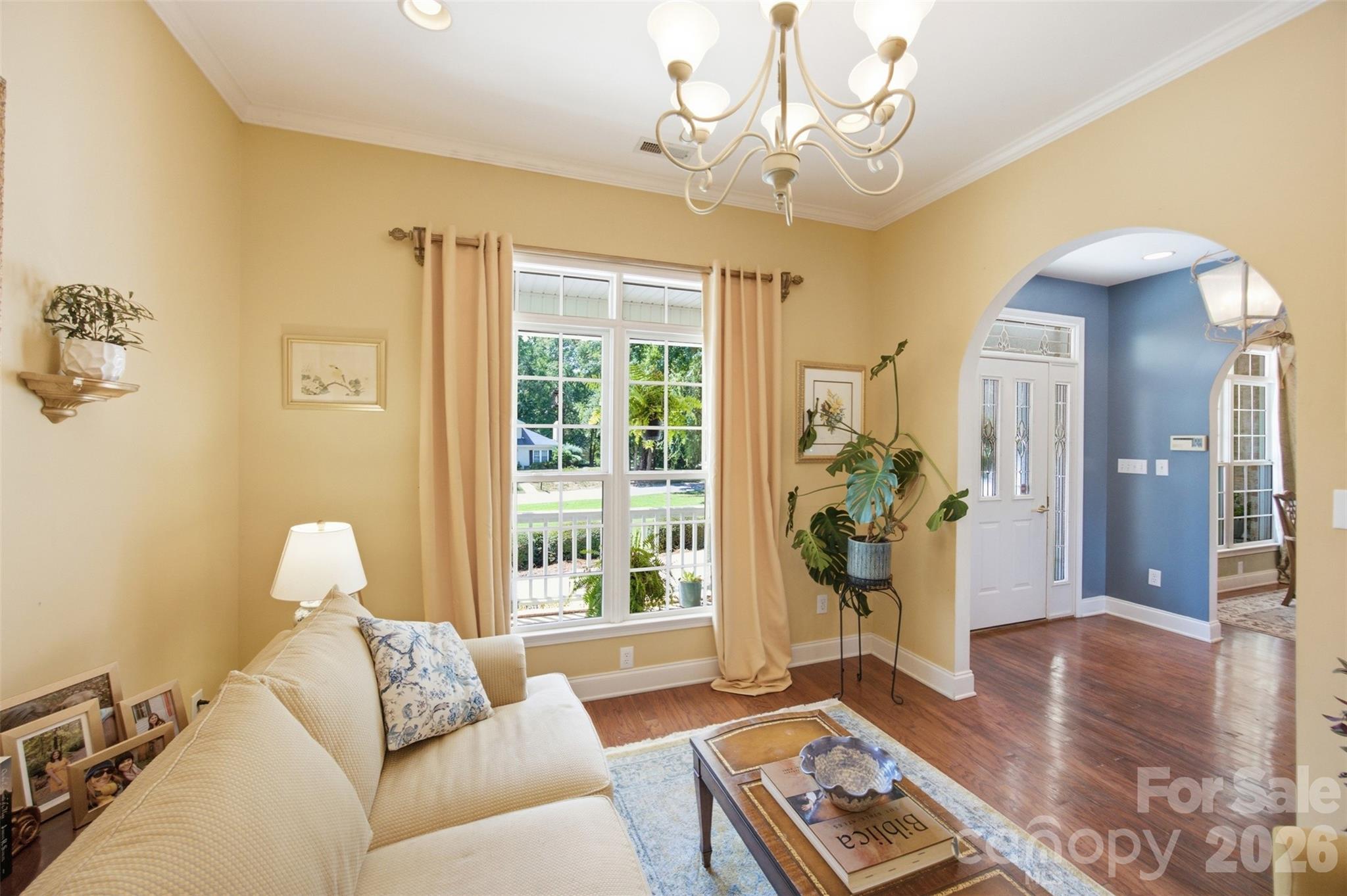 401 Armstrong Drive — Belmont