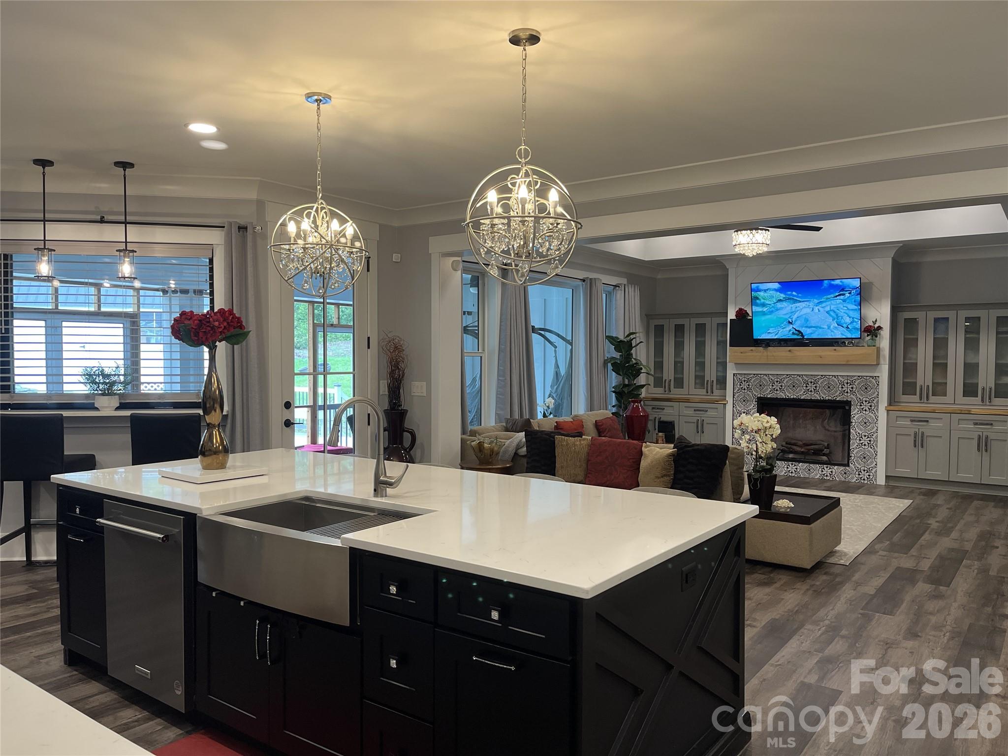 900 Houston Heights Road — Charlotte
