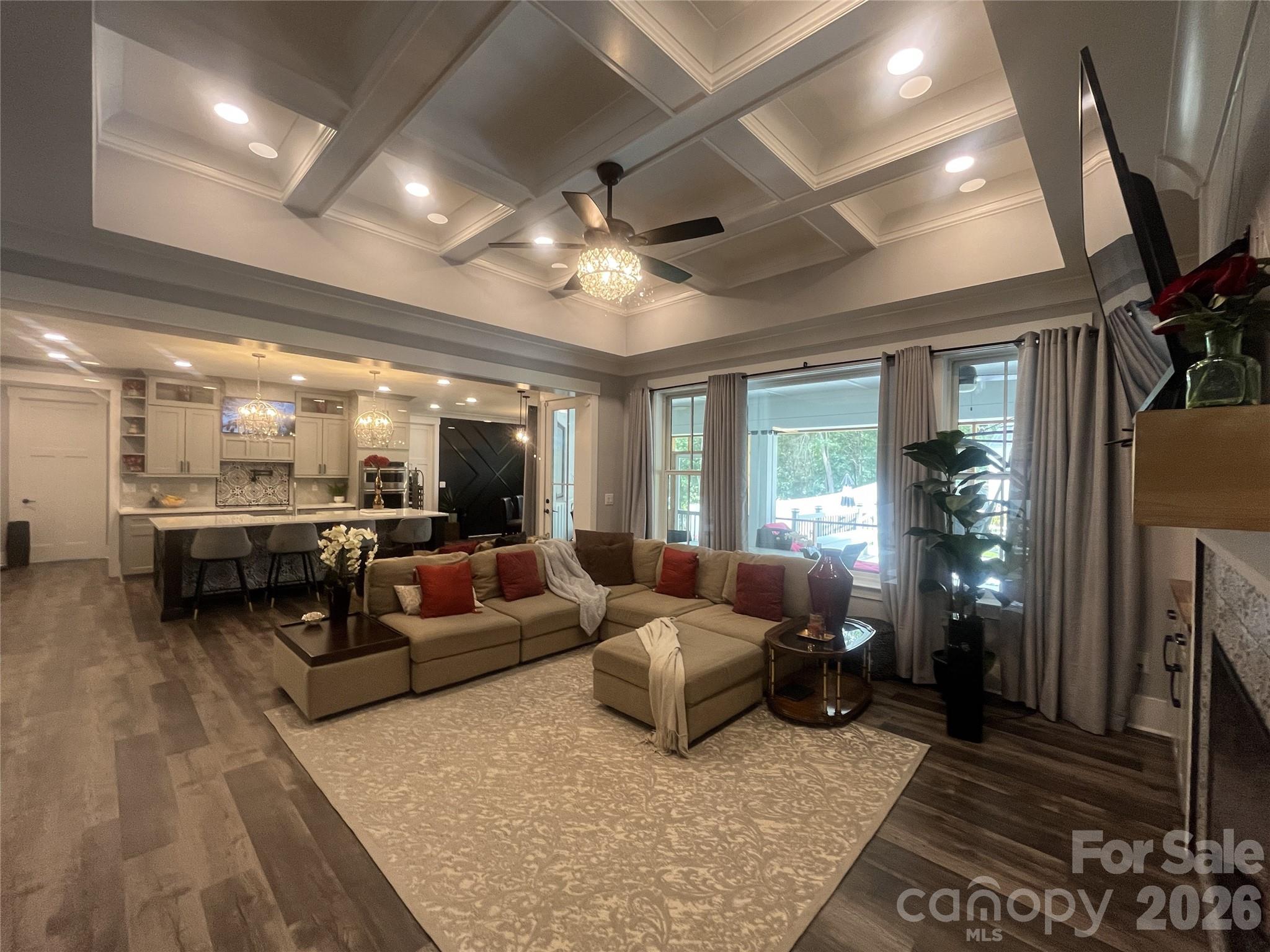 900 Houston Heights Road — Charlotte