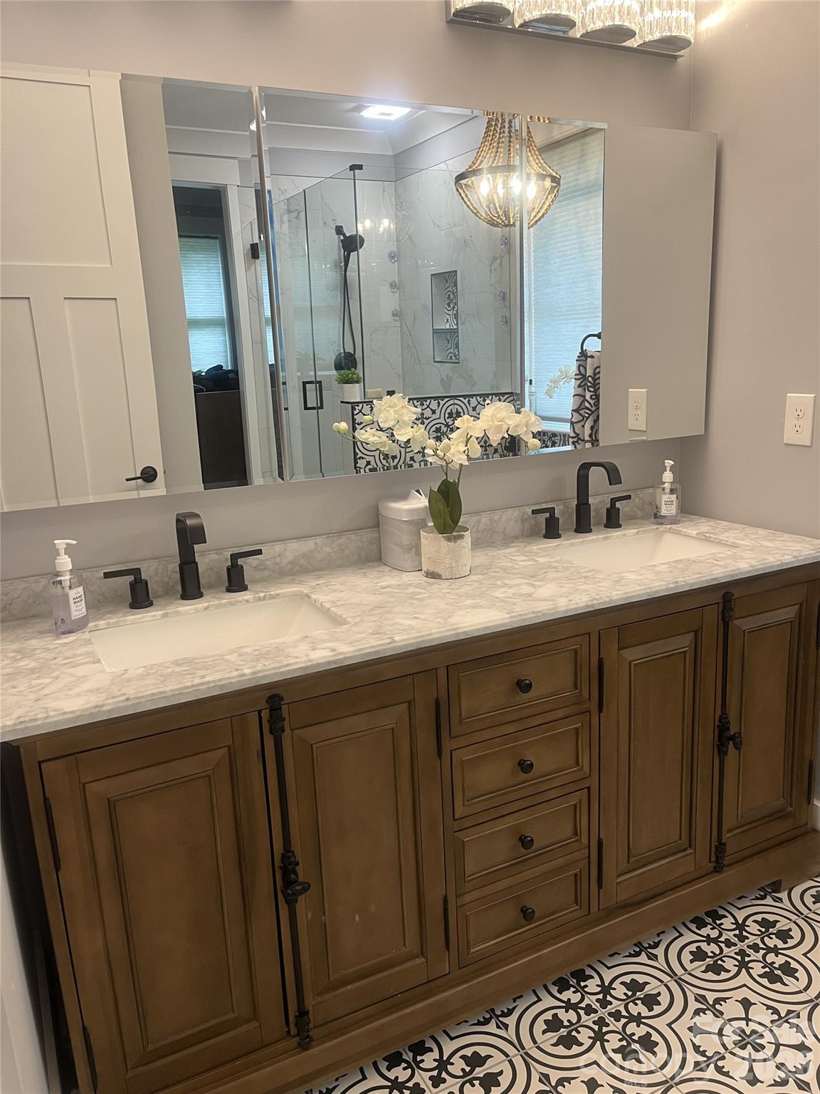 900 Houston Heights Road — Charlotte
