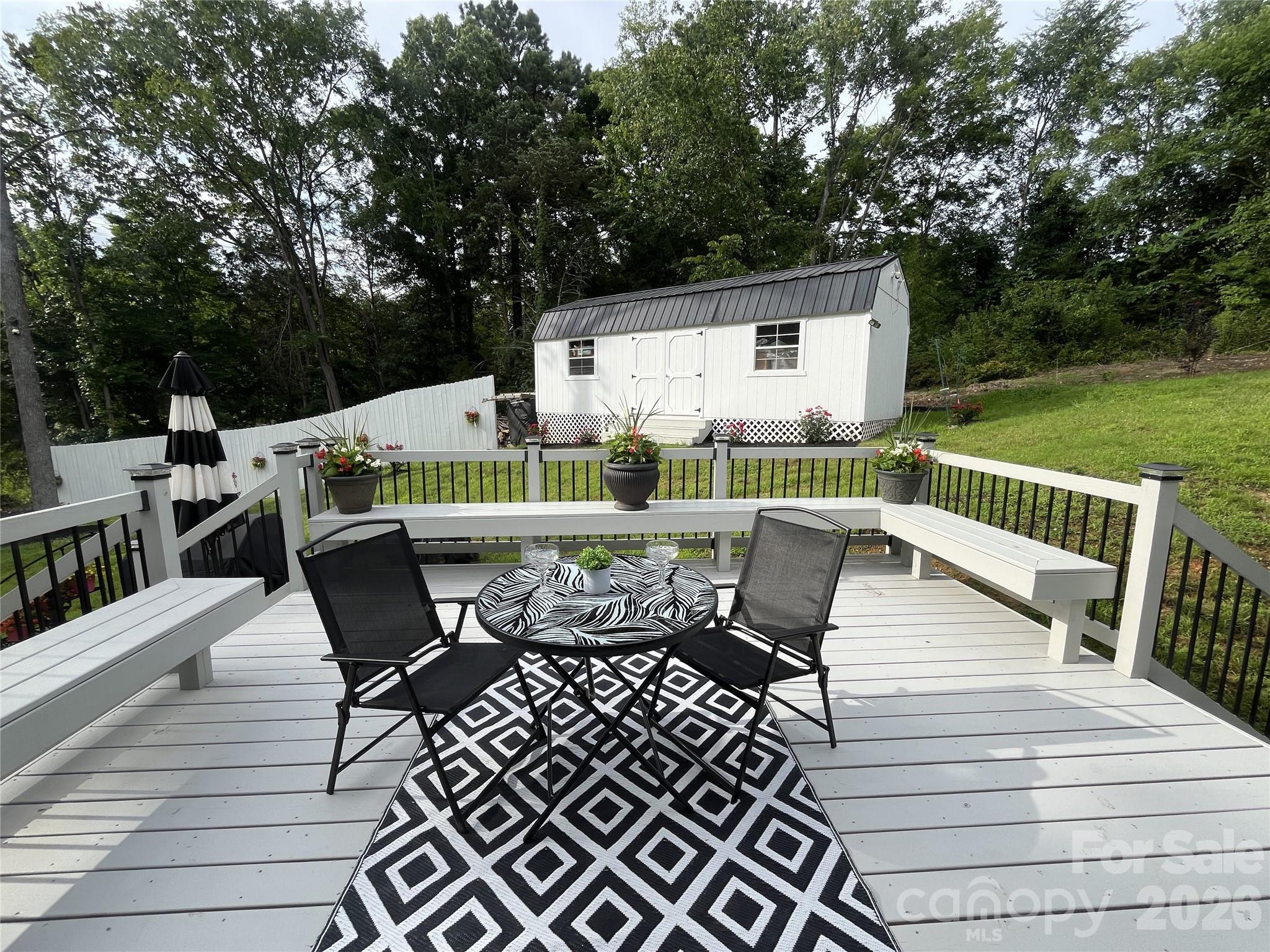 900 Houston Heights Road — Charlotte