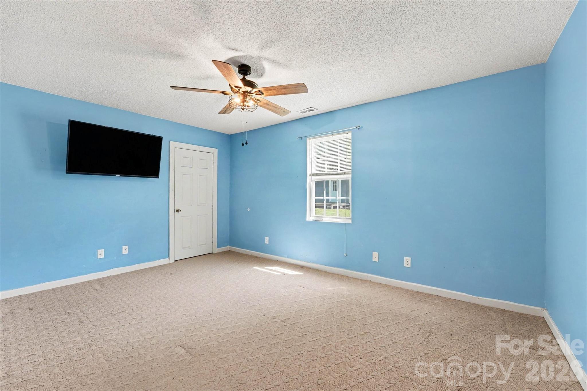 1911 Central Drive — Kannapolis