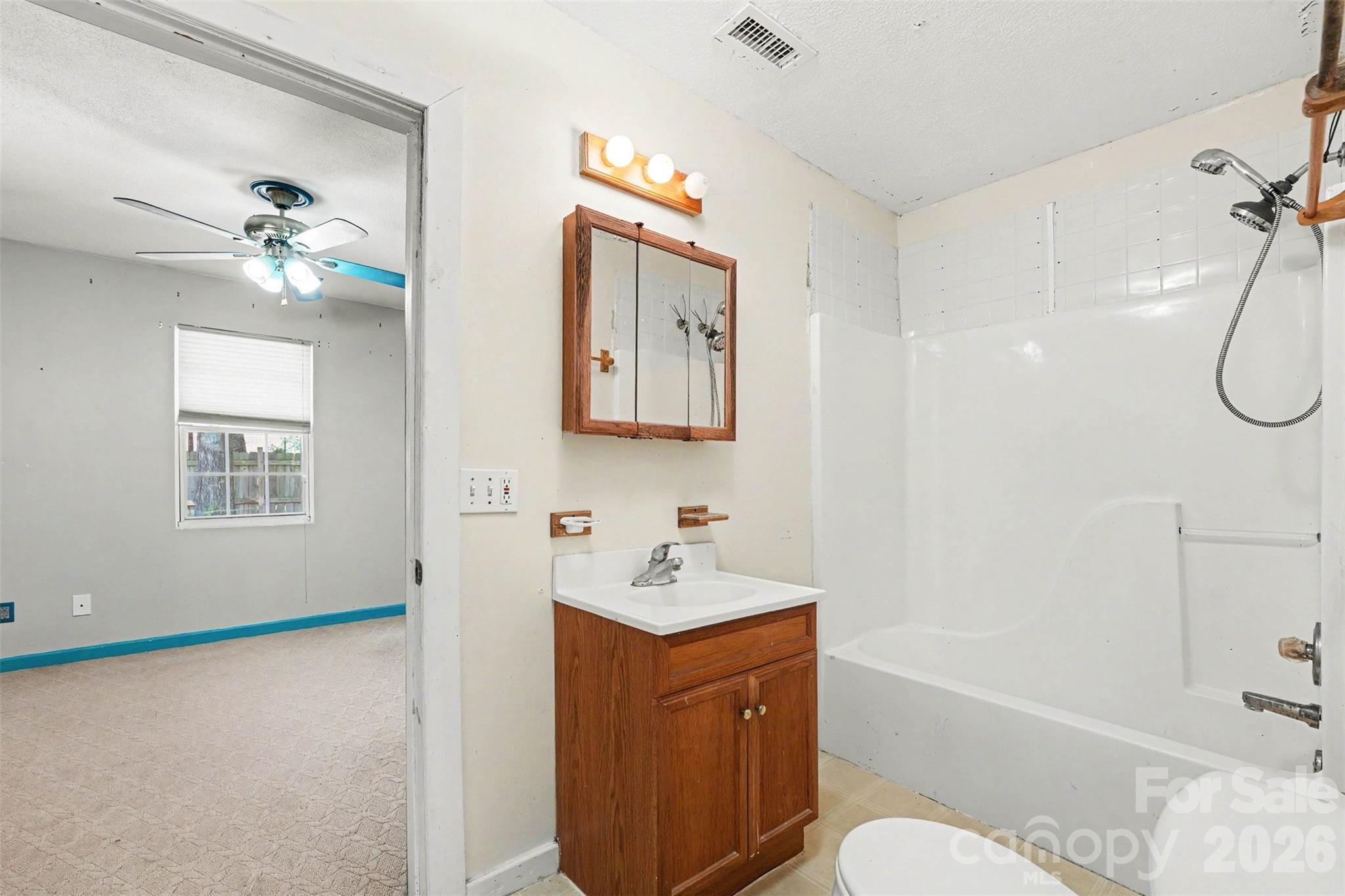 1911 Central Drive — Kannapolis