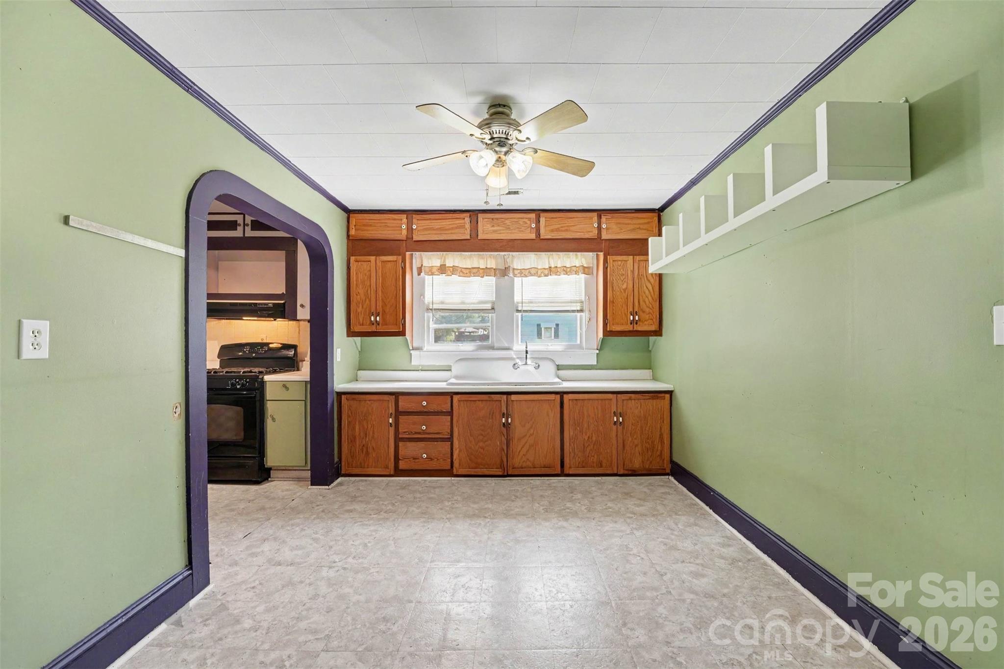 1911 Central Drive — Kannapolis