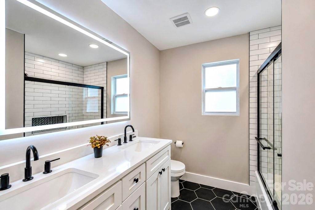1440 Mcilroy Road — Charlotte