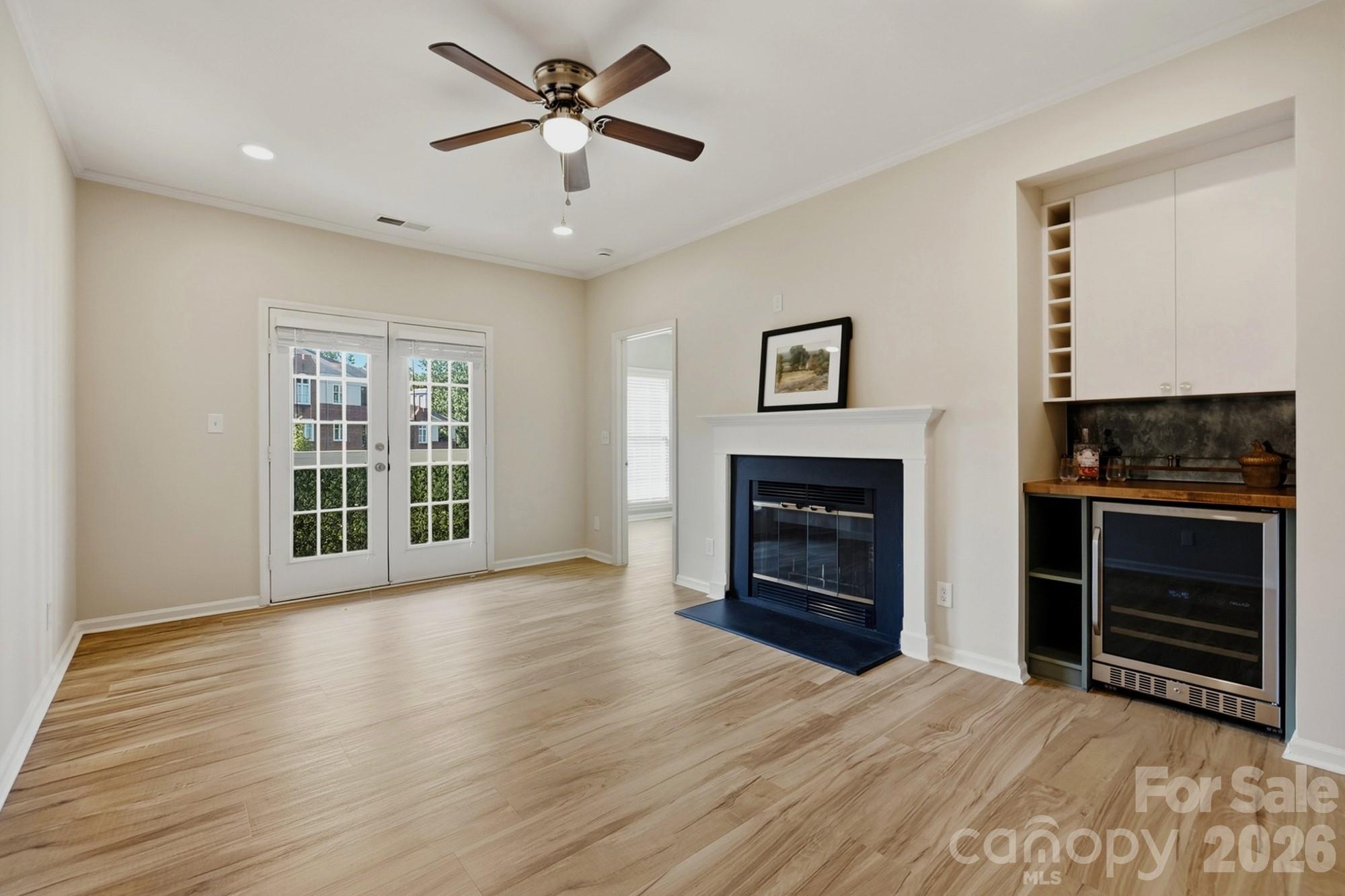301 Queens Road #207 — Charlotte