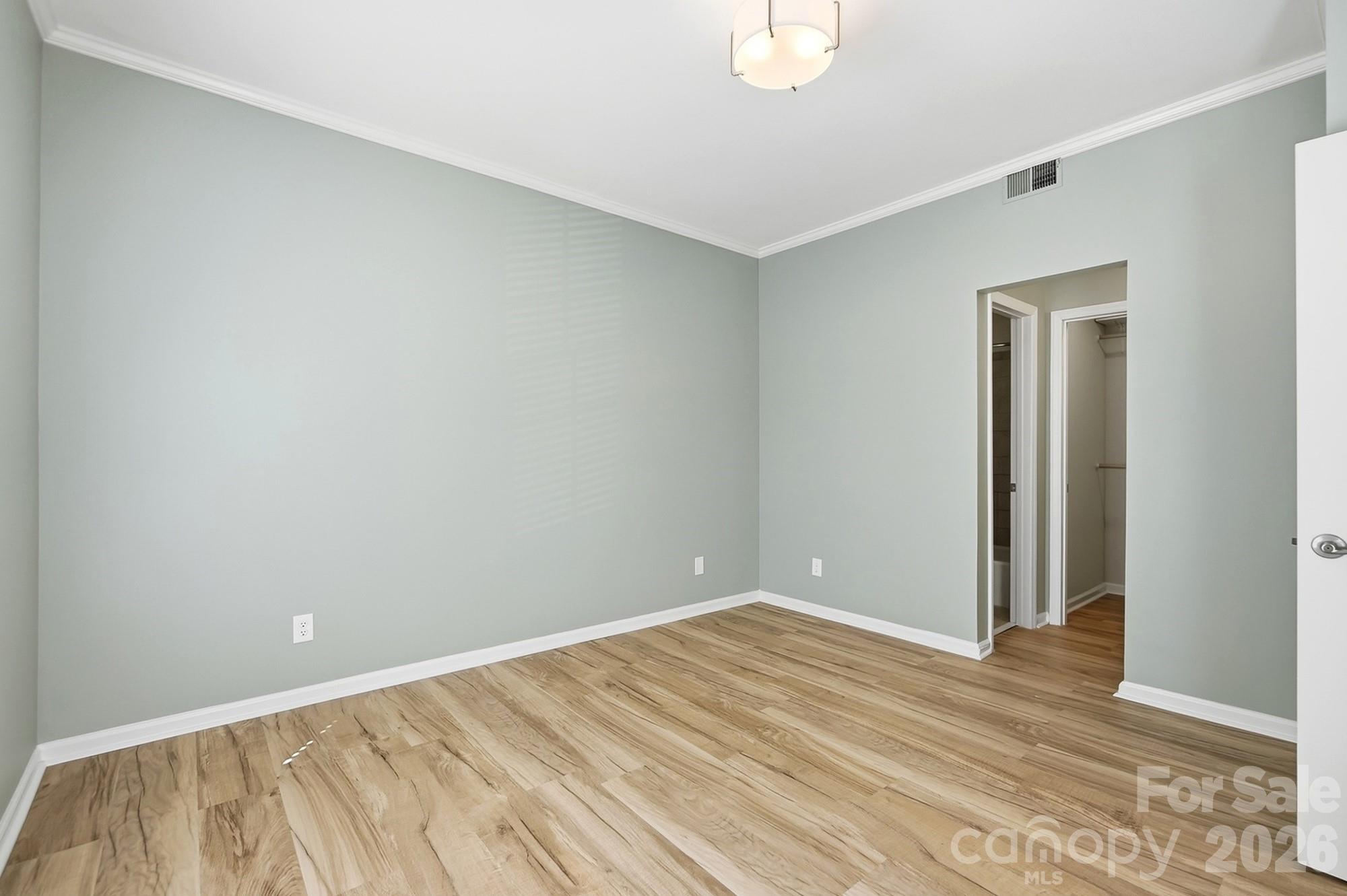 301 Queens Road #207 — Charlotte