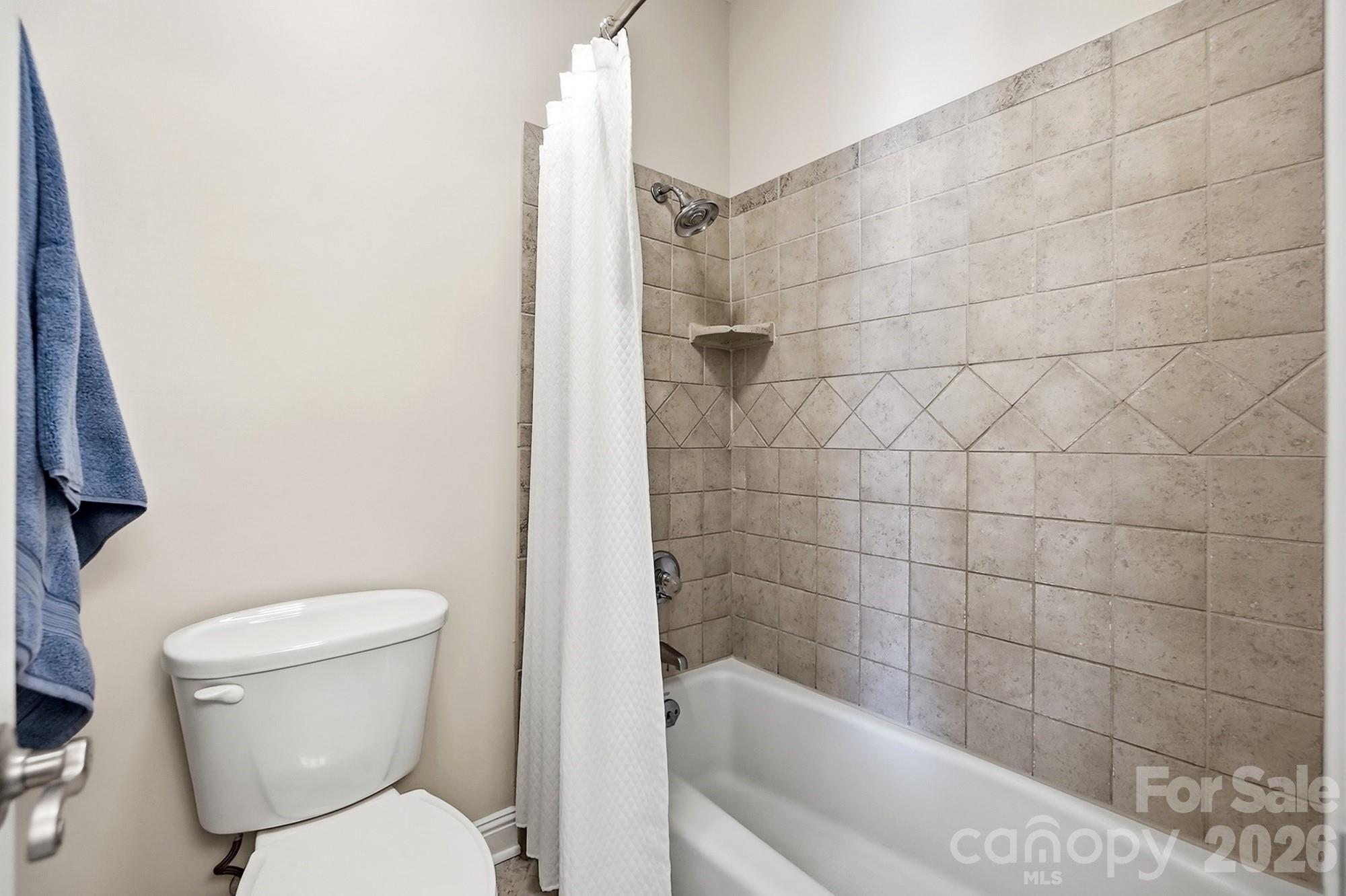 301 Queens Road #207 — Charlotte