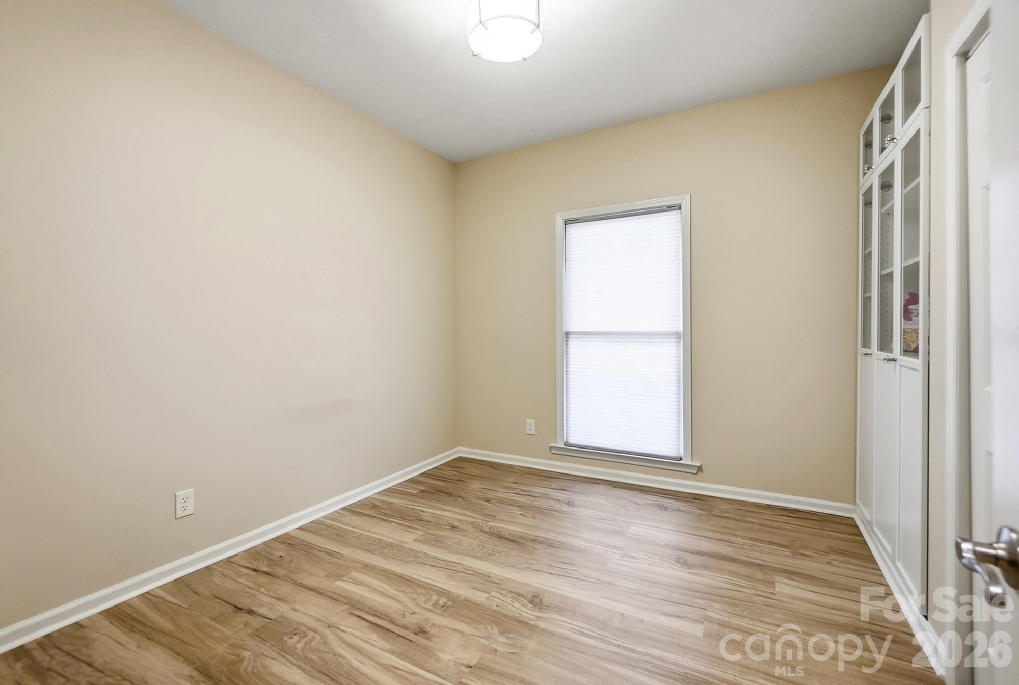 301 Queens Road #207 — Charlotte