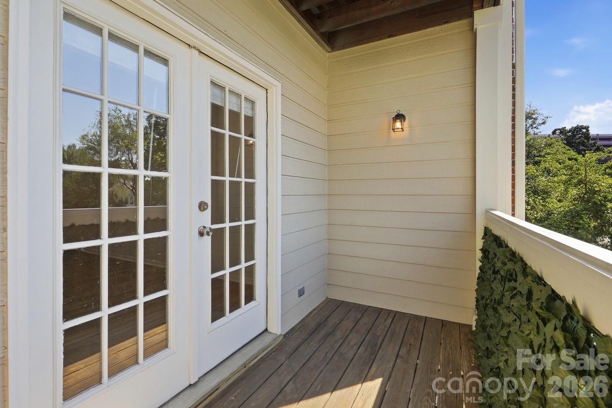 301 Queens Road #207 — Charlotte