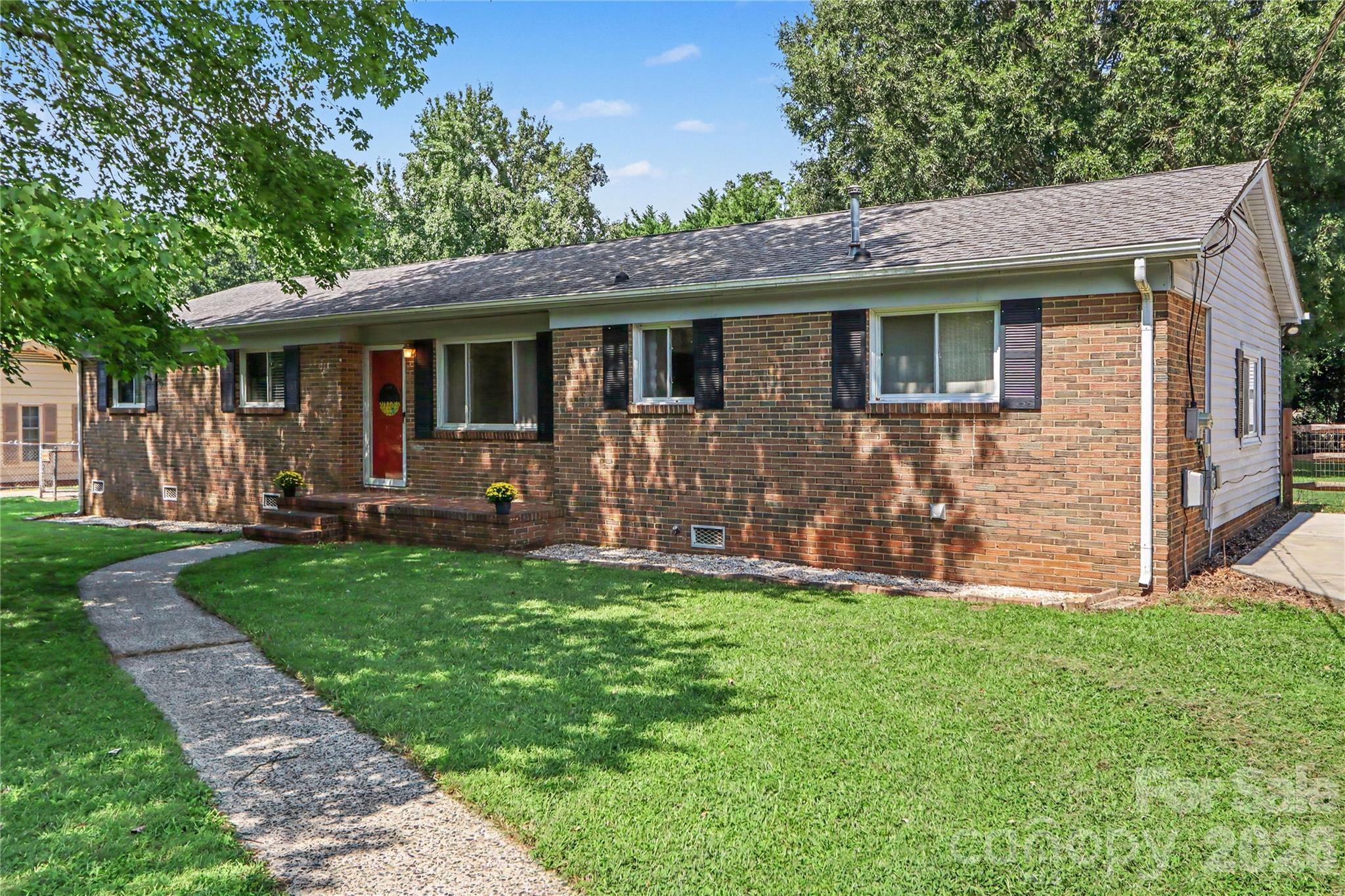 9909 Sunway Drive — Mint Hill