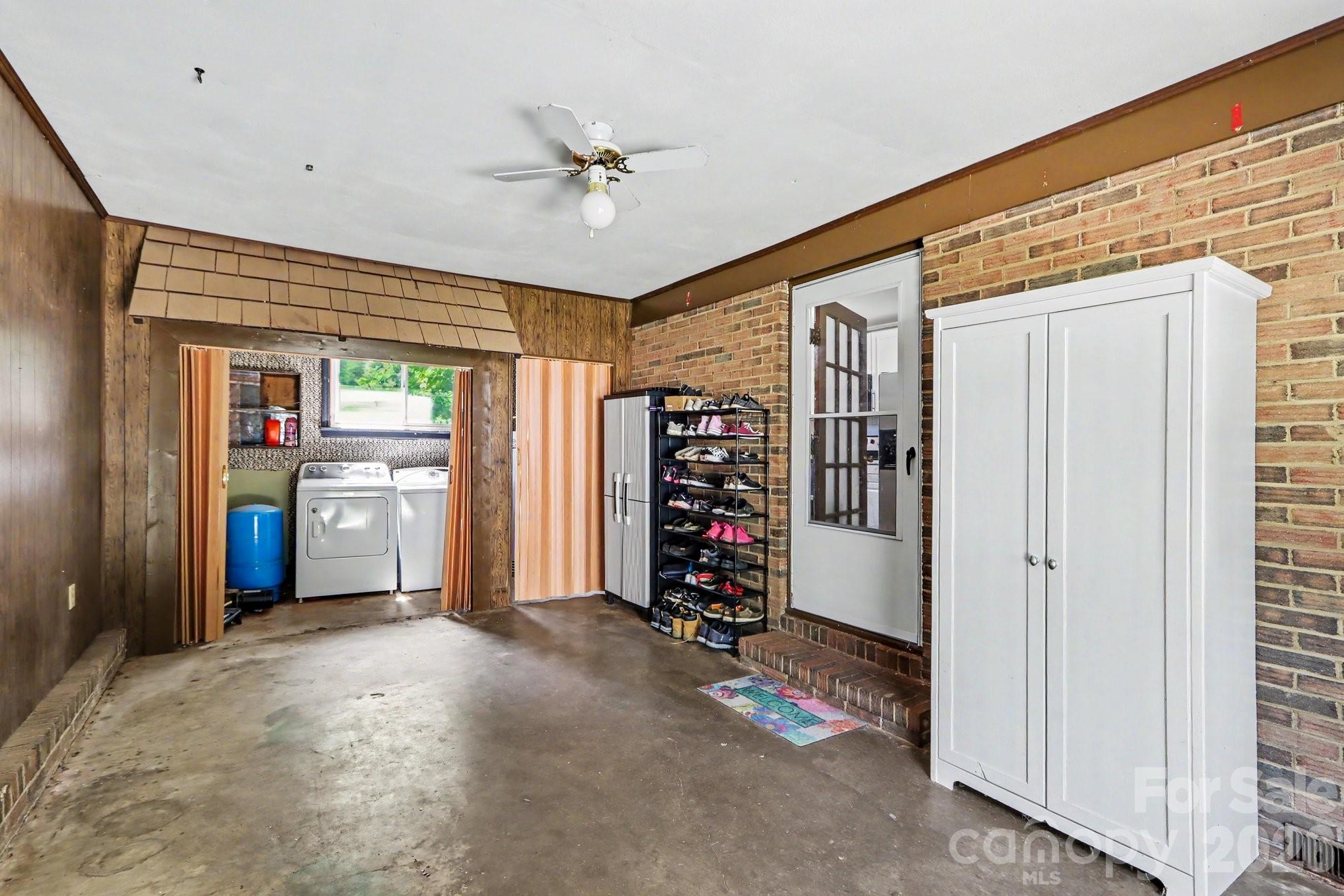 9909 Sunway Drive — Mint Hill