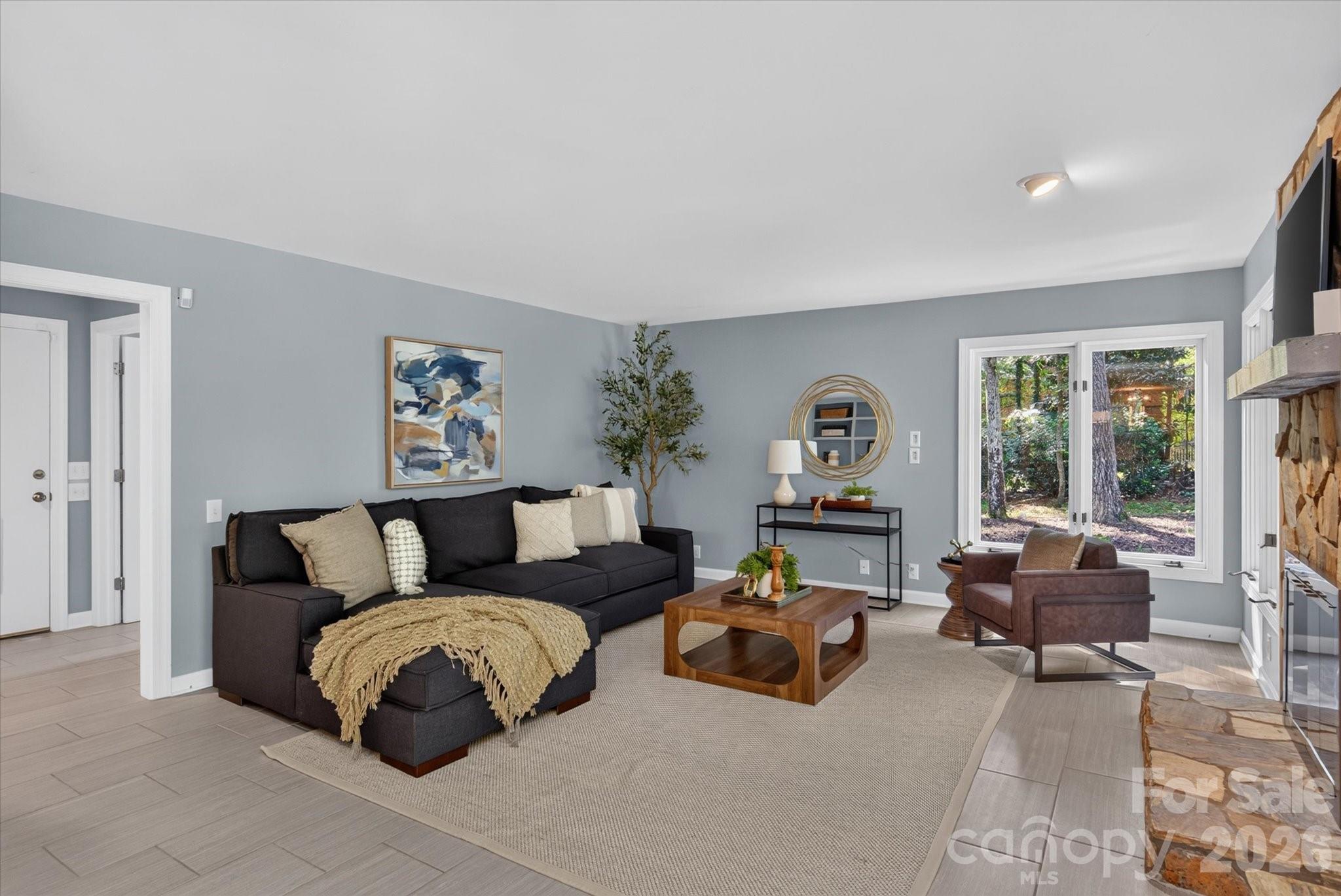 4418 Horseshoe Bend — Matthews