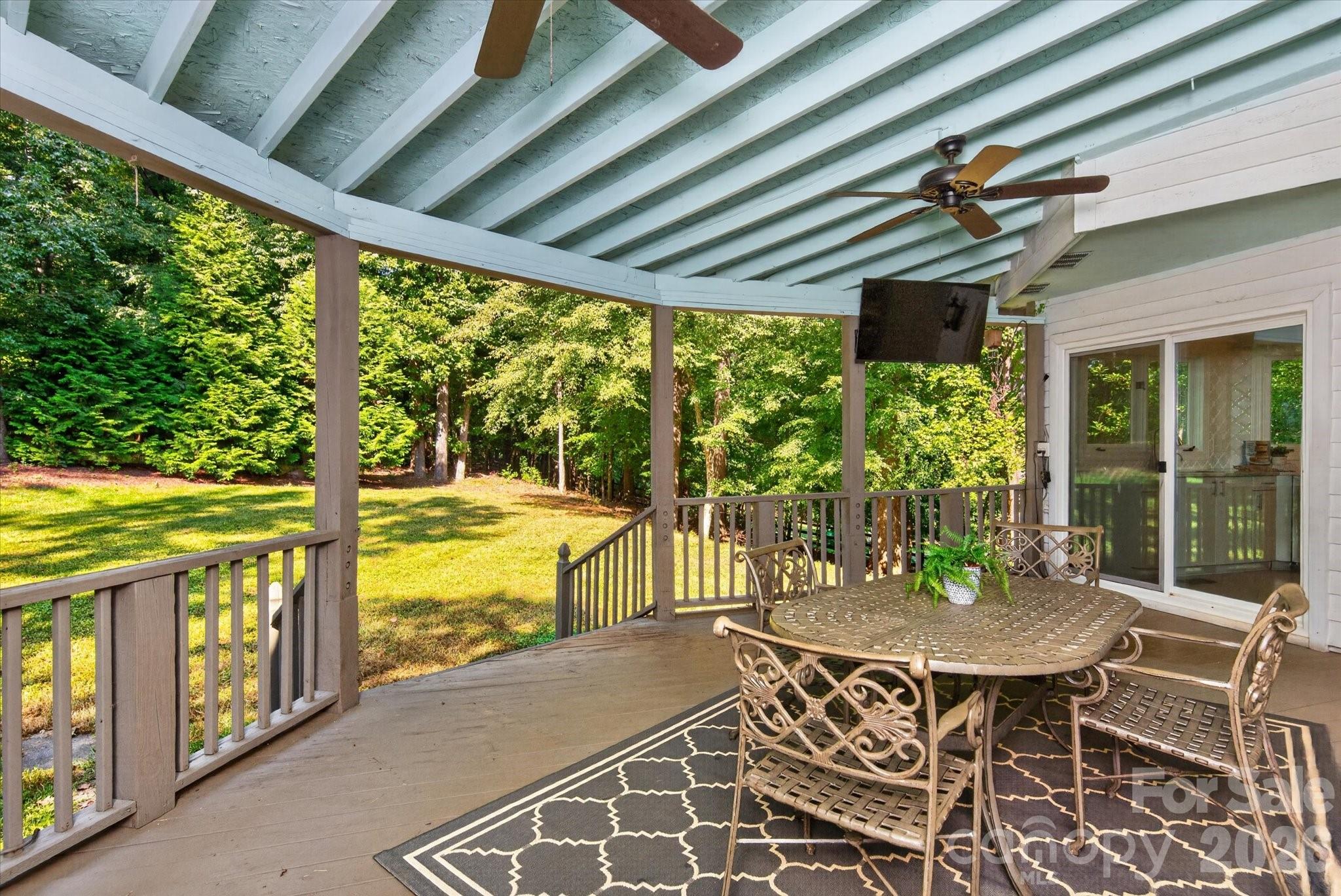 4418 Horseshoe Bend — Matthews