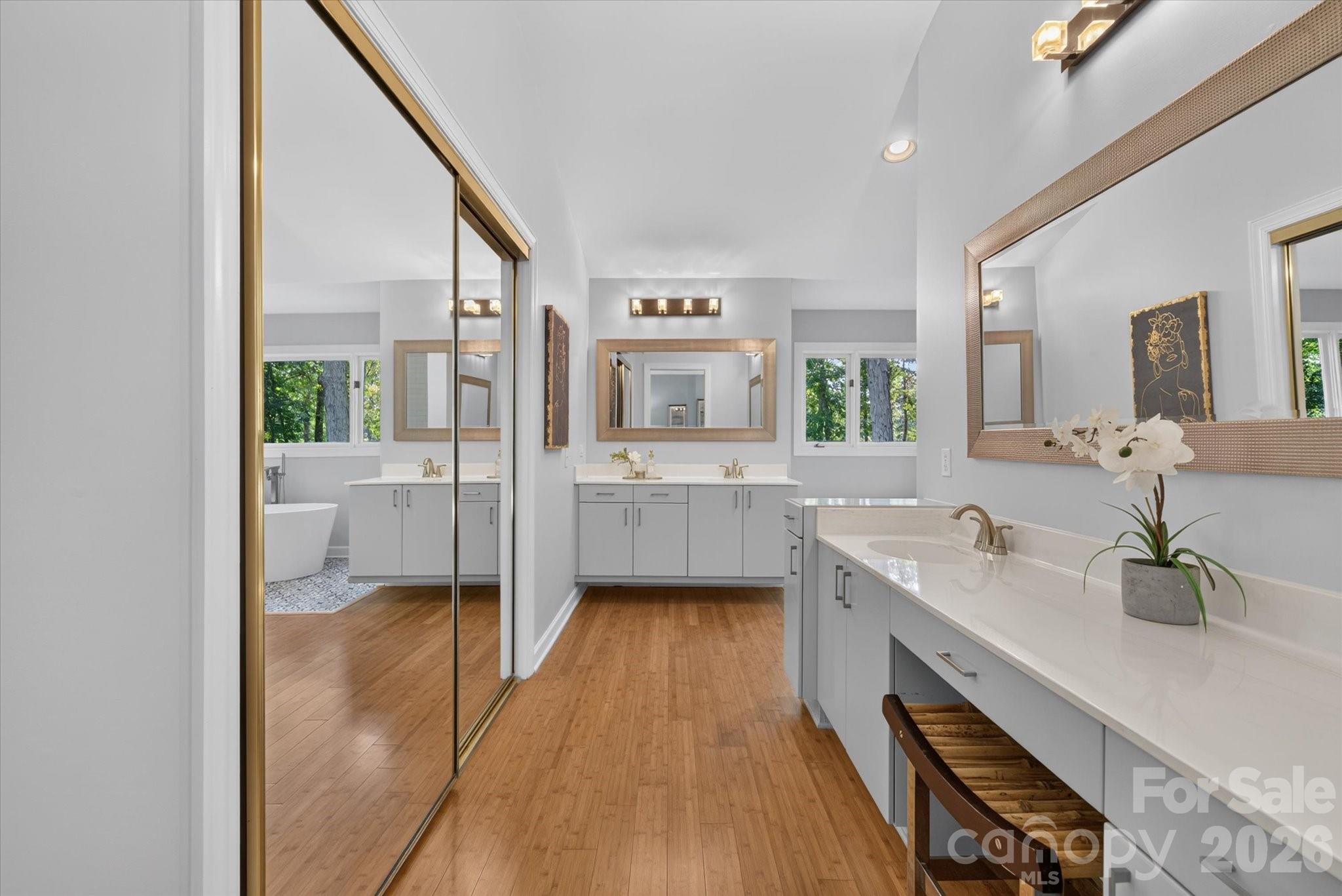 4418 Horseshoe Bend — Matthews