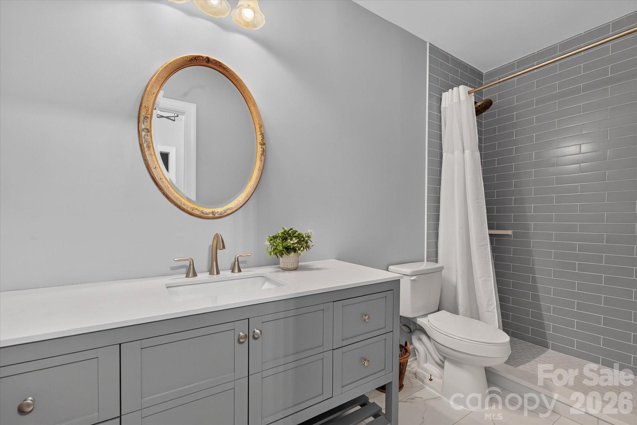 4418 Horseshoe Bend — Matthews