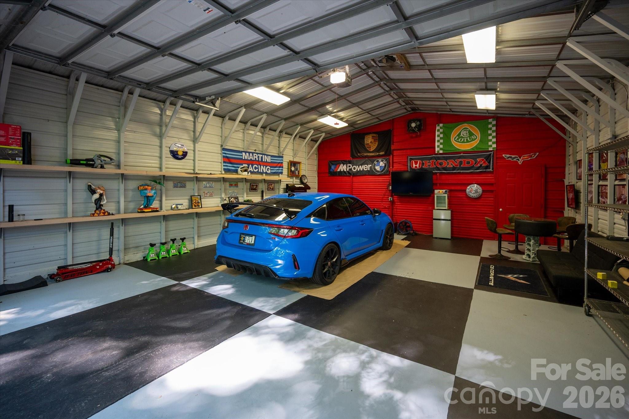 4418 Horseshoe Bend — Matthews