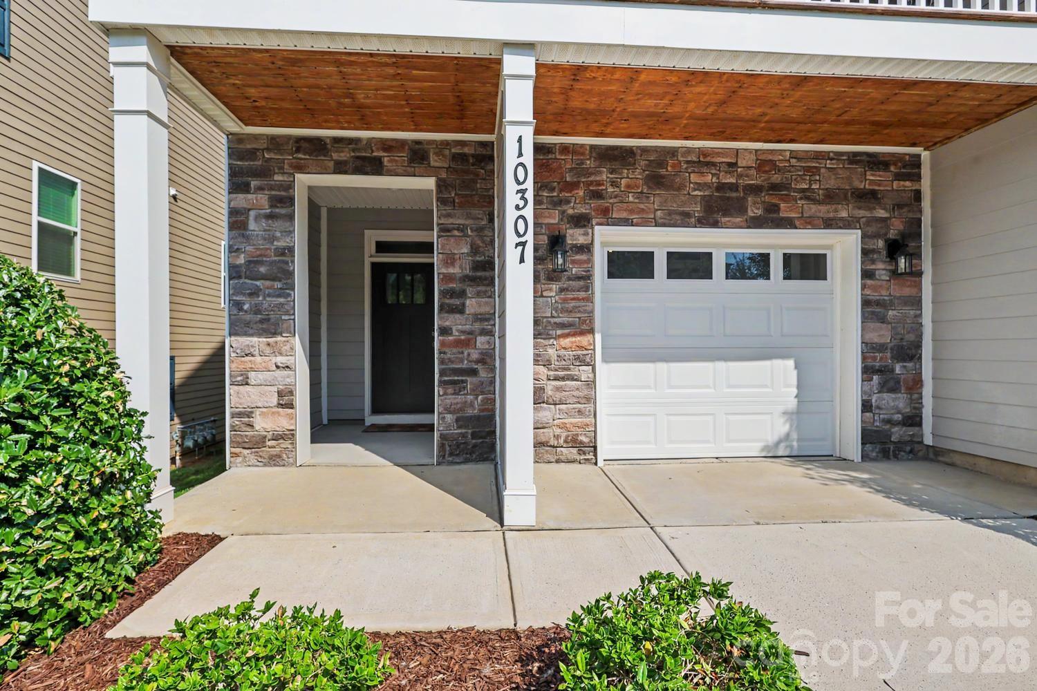 10307 Glenmere Creek Circle — Charlotte