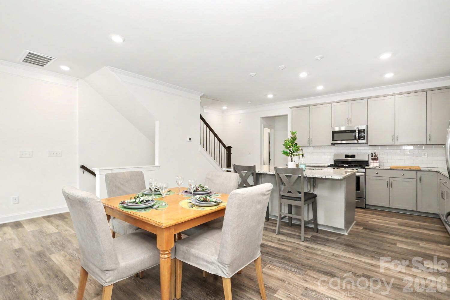 10307 Glenmere Creek Circle — Charlotte
