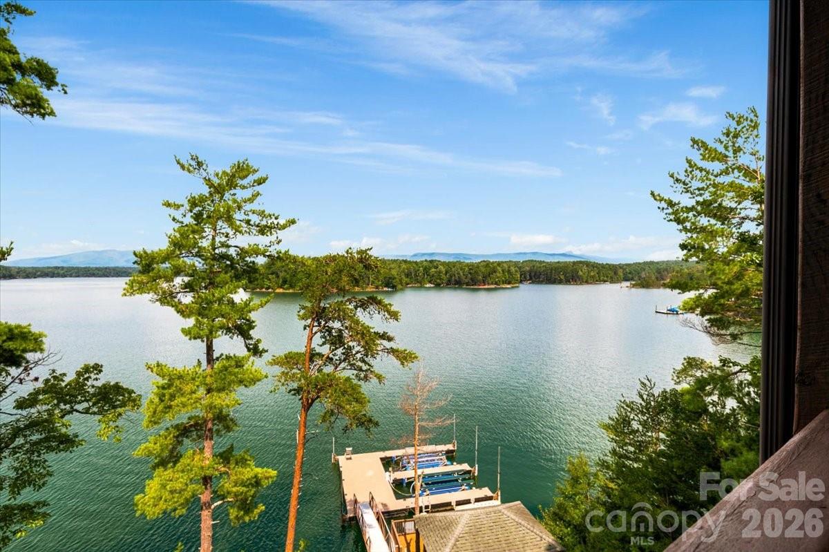 5140 Beech Bluff Drive — Morganton
