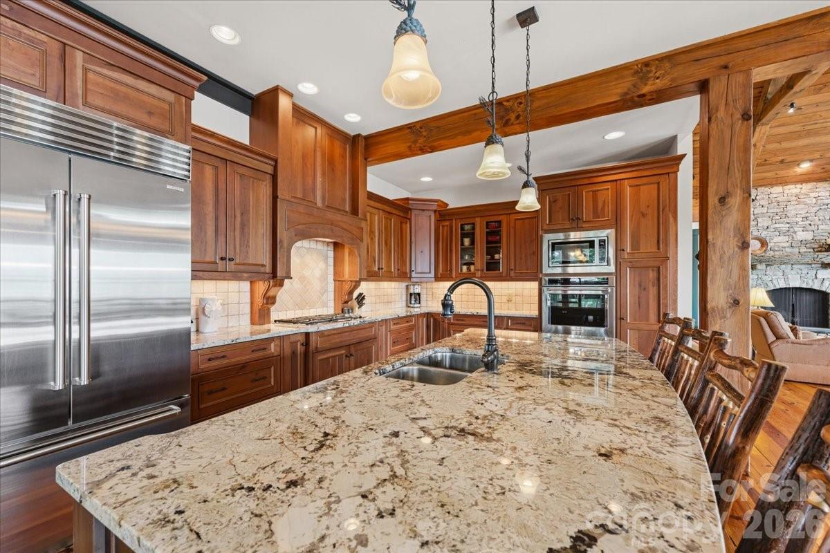 5140 Beech Bluff Drive — Morganton