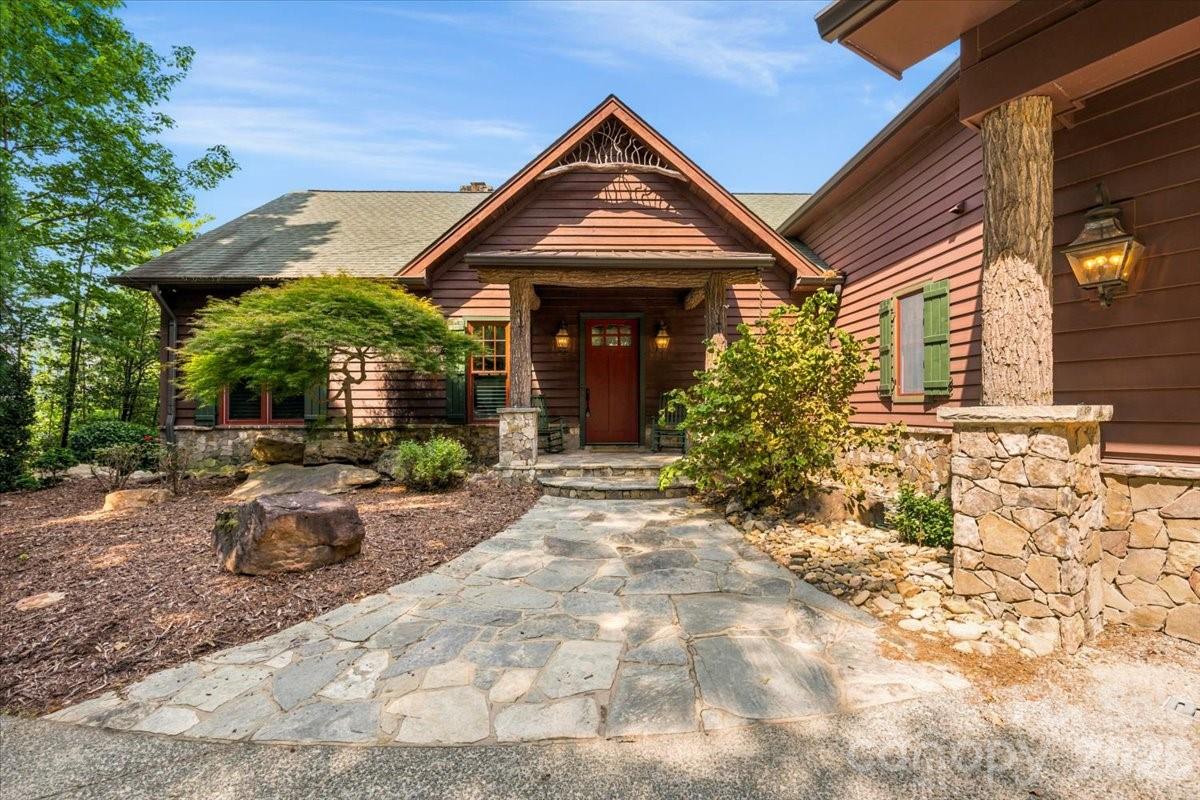 5140 Beech Bluff Drive — Morganton