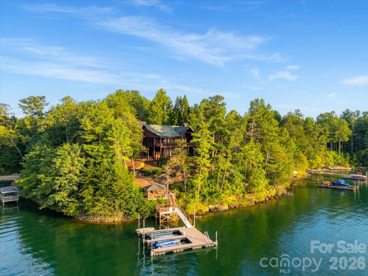 5140 Beech Bluff Drive — Morganton