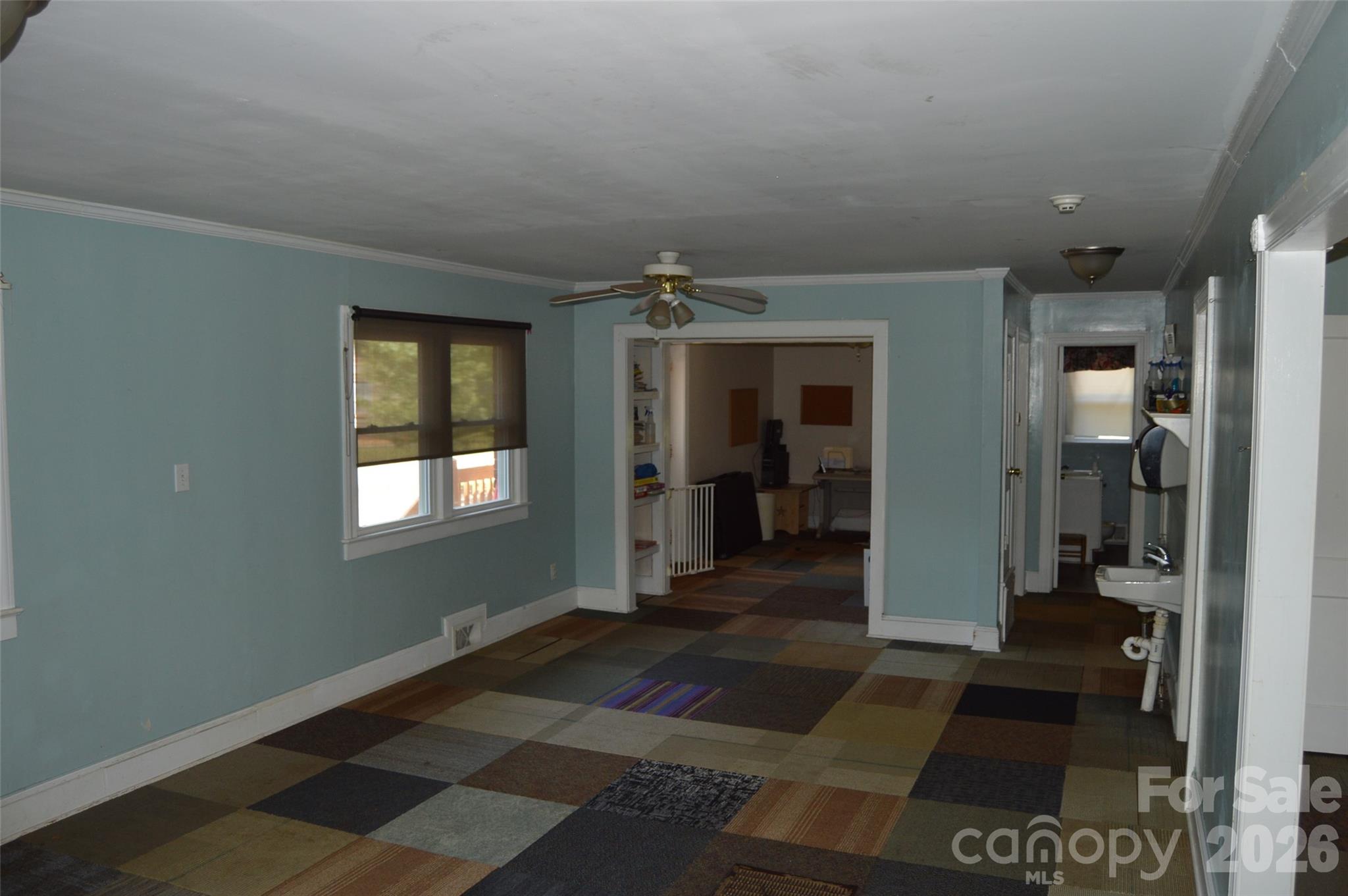 437 Hillcrest Road — Statesville