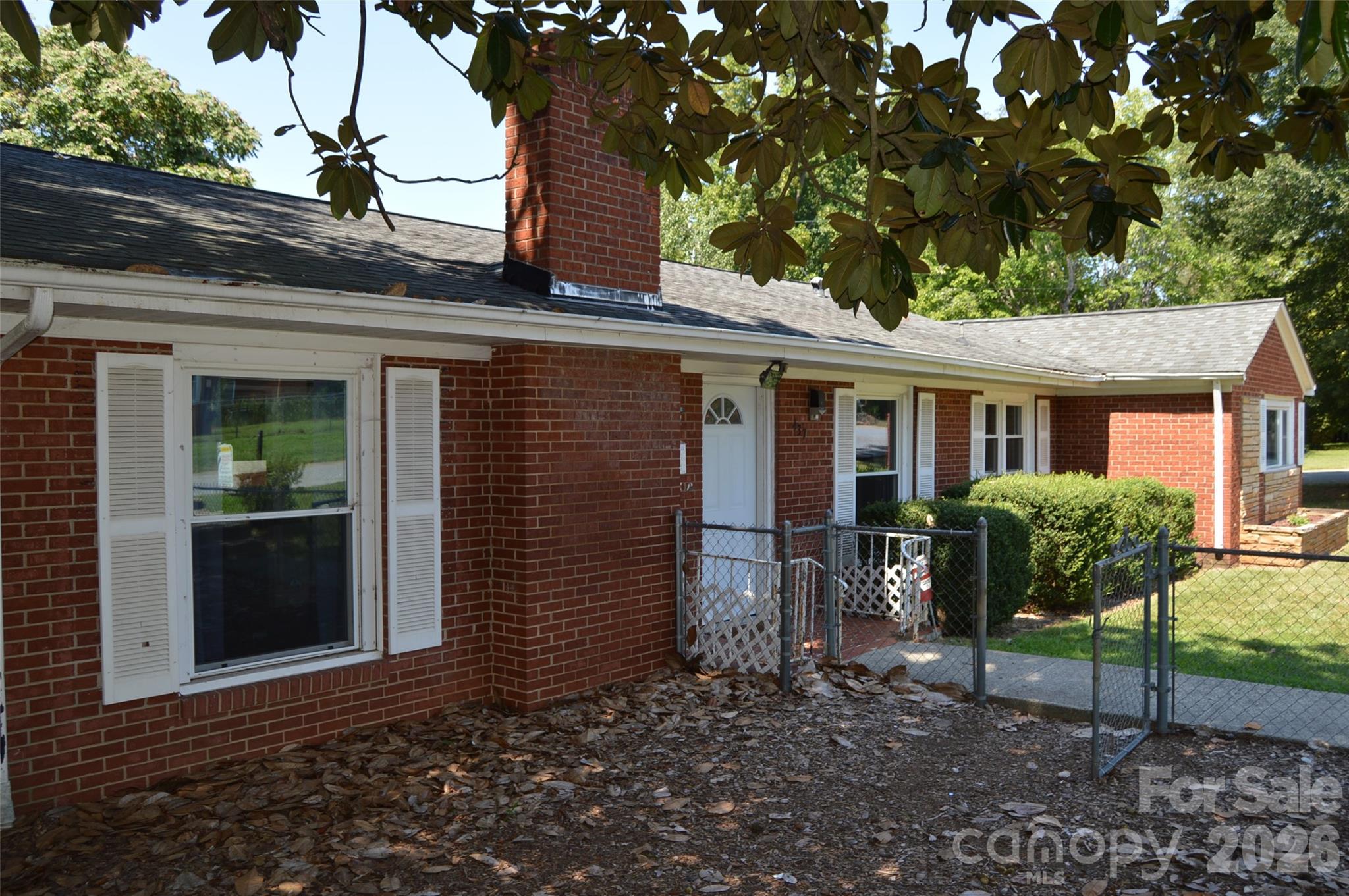 437 Hillcrest Road — Statesville