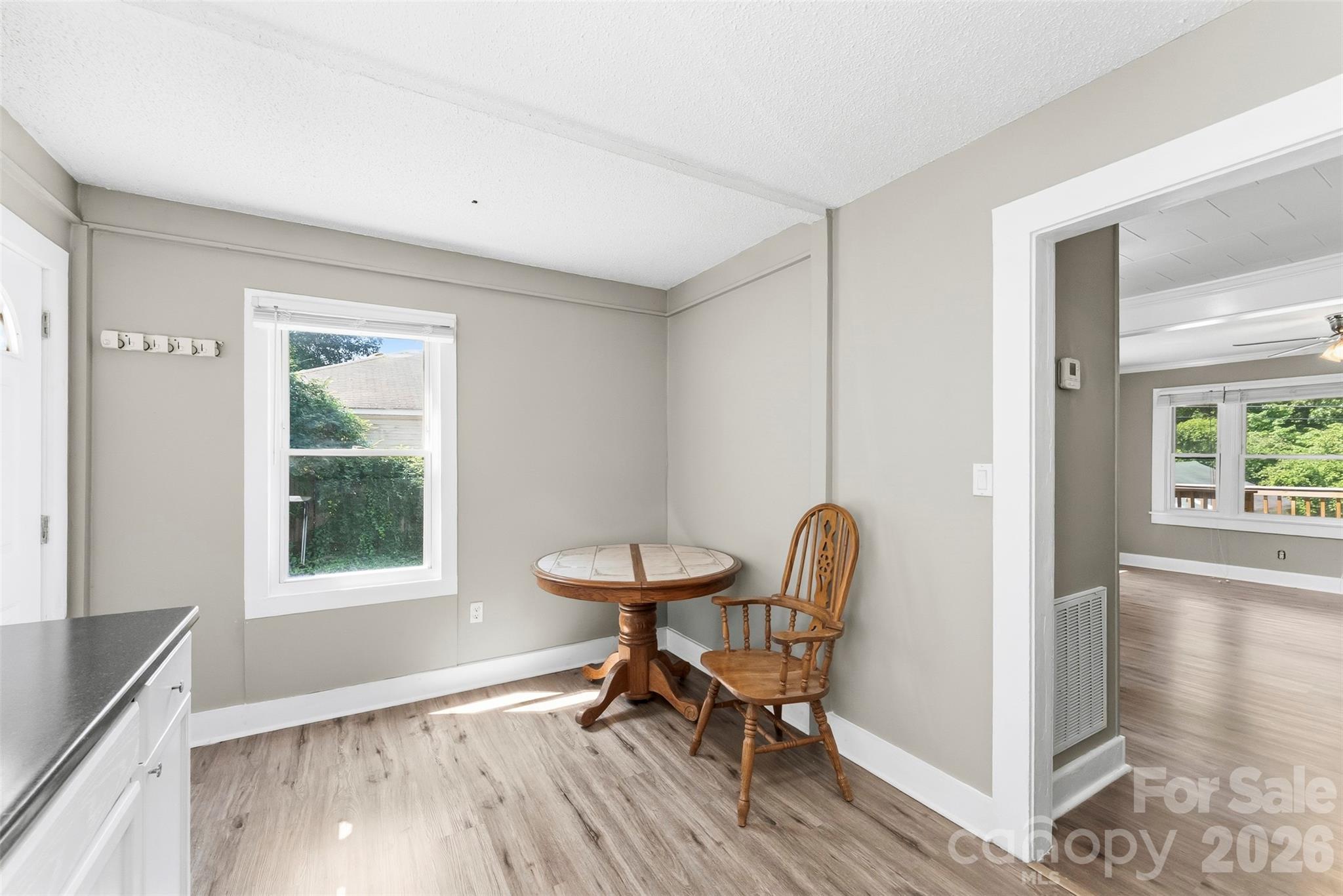 816 S Weldon Street — Gastonia