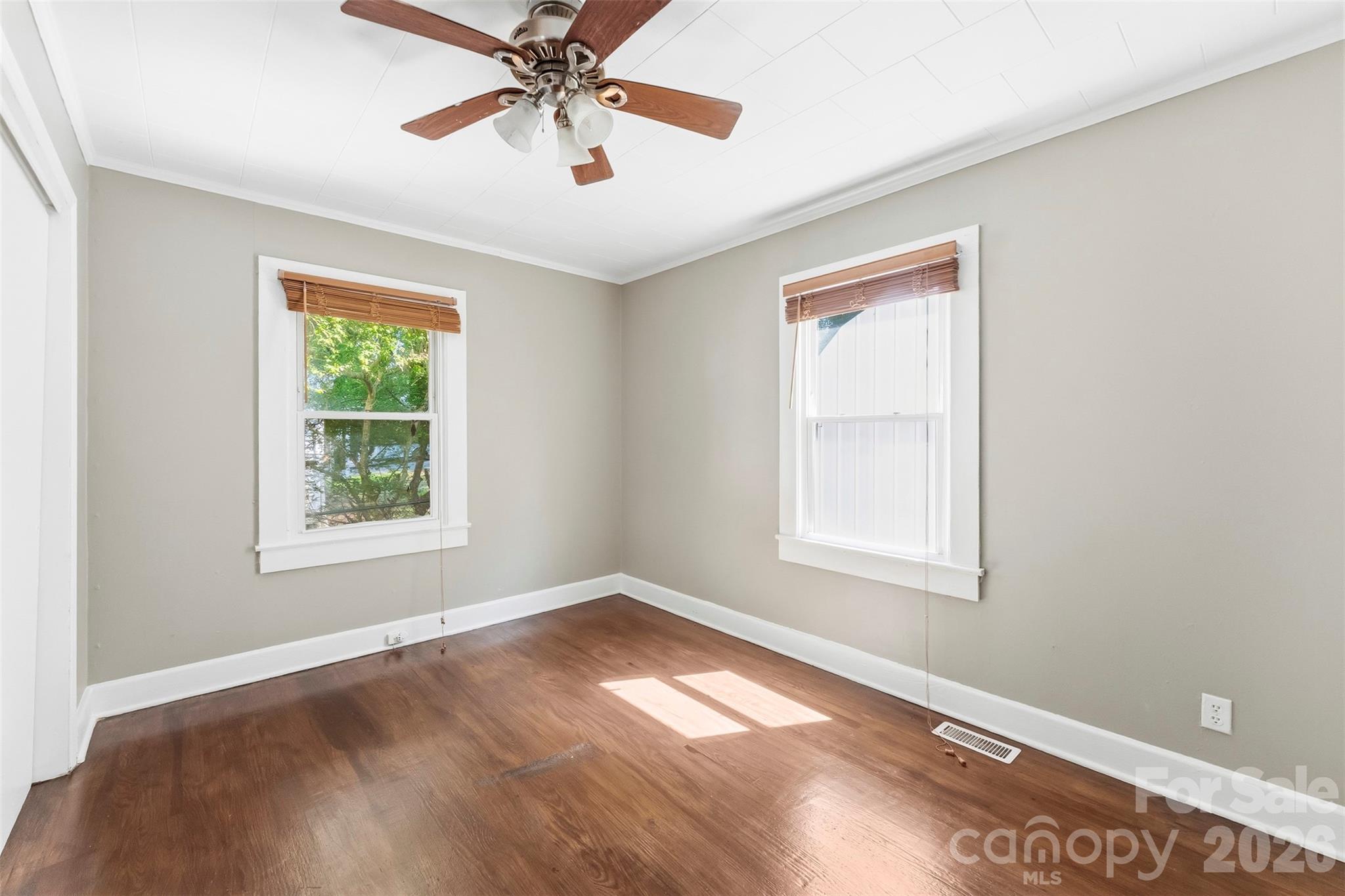 816 S Weldon Street — Gastonia