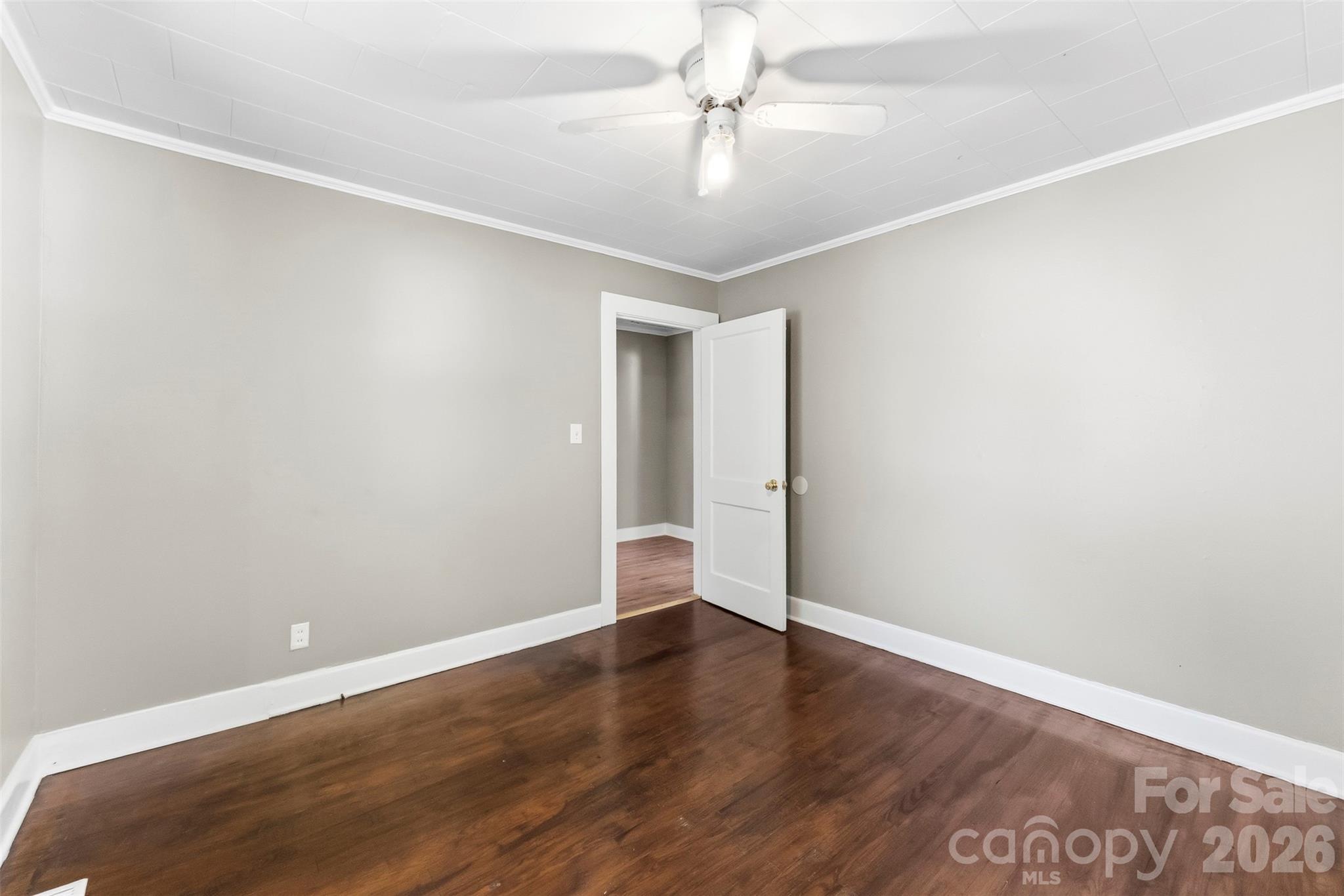 816 S Weldon Street — Gastonia