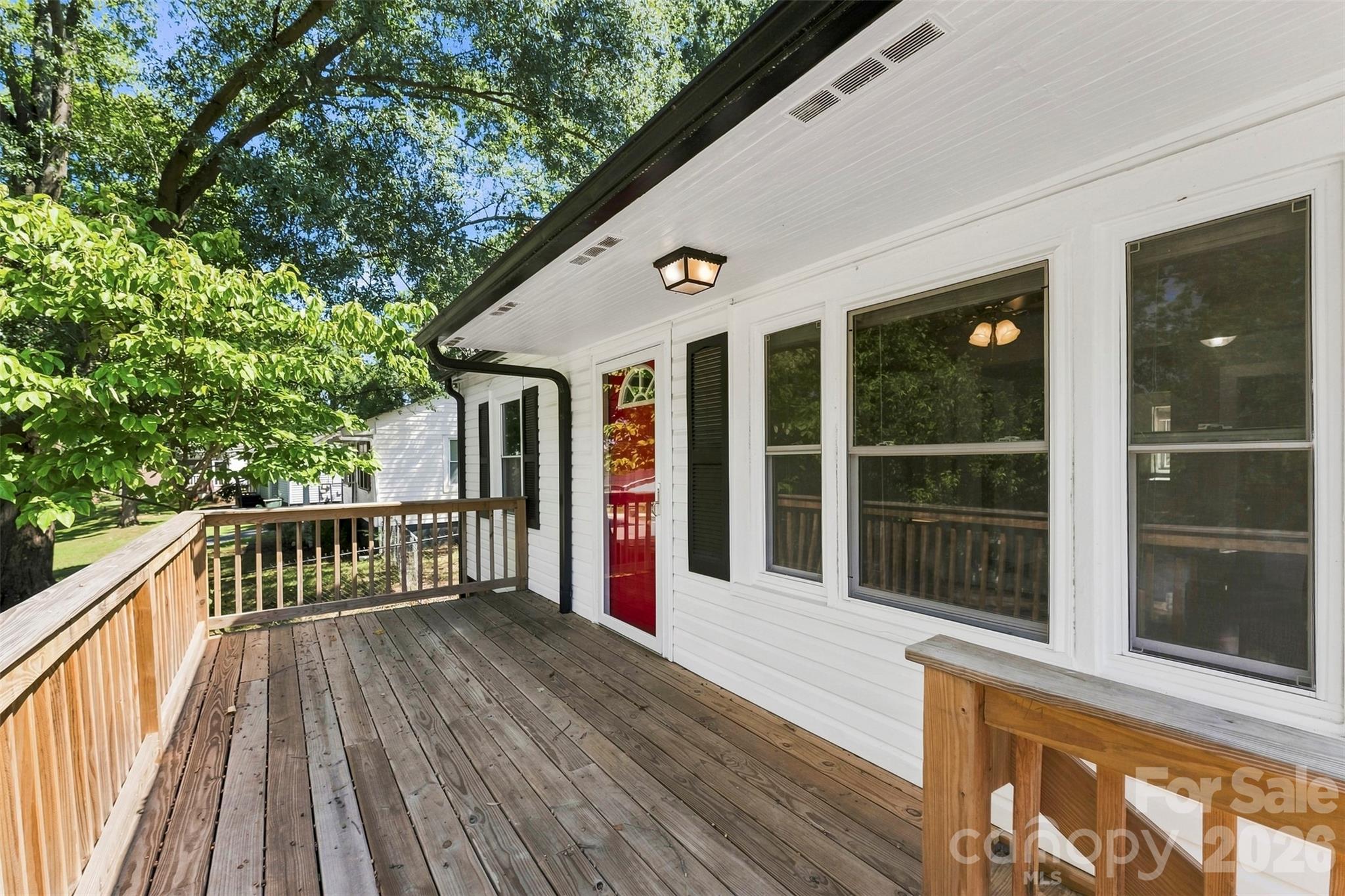 816 S Weldon Street — Gastonia