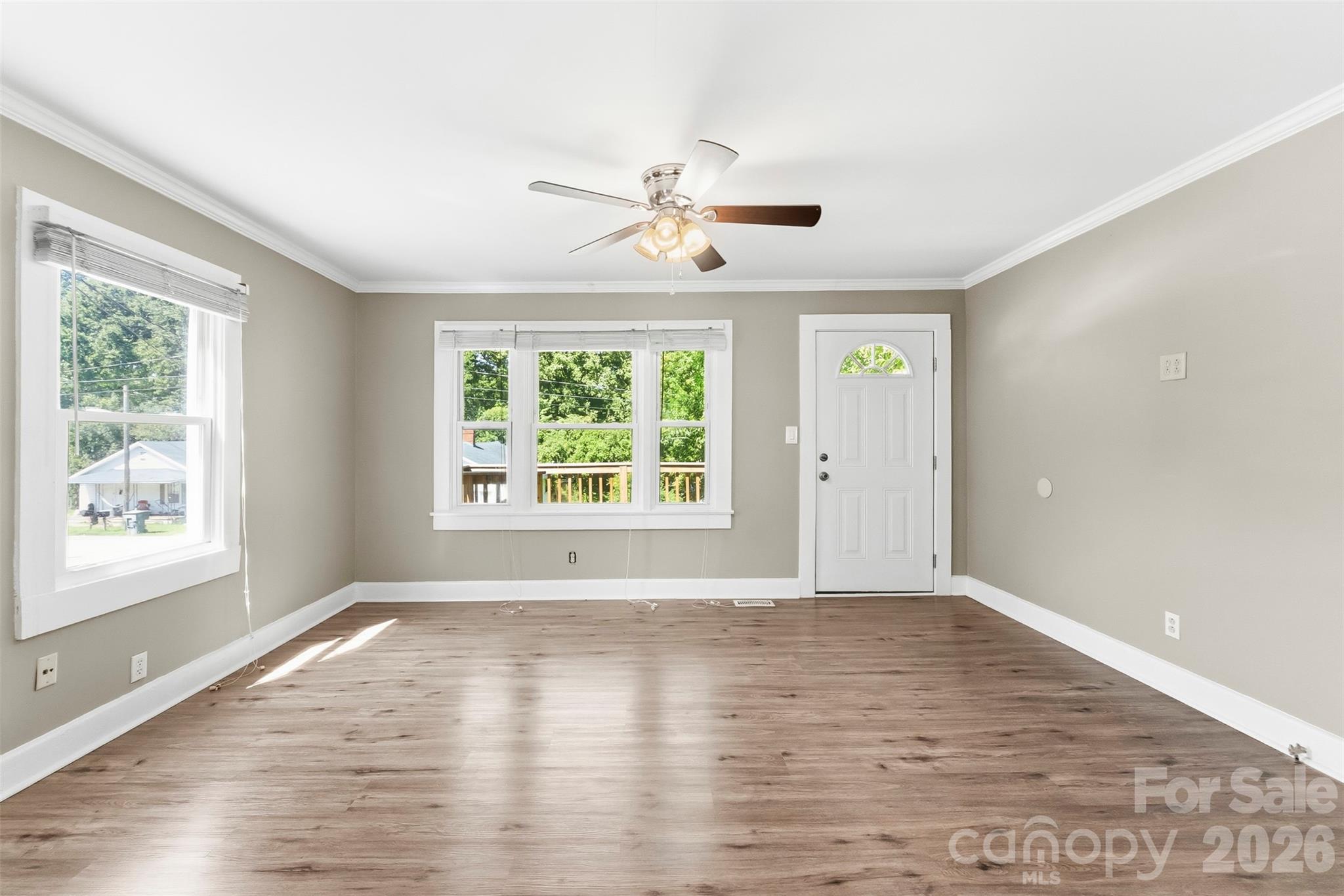 816 S Weldon Street — Gastonia
