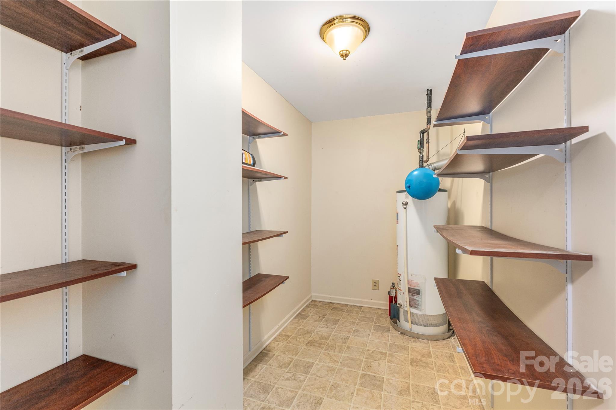 11 Maple Ridge Lane — Asheville