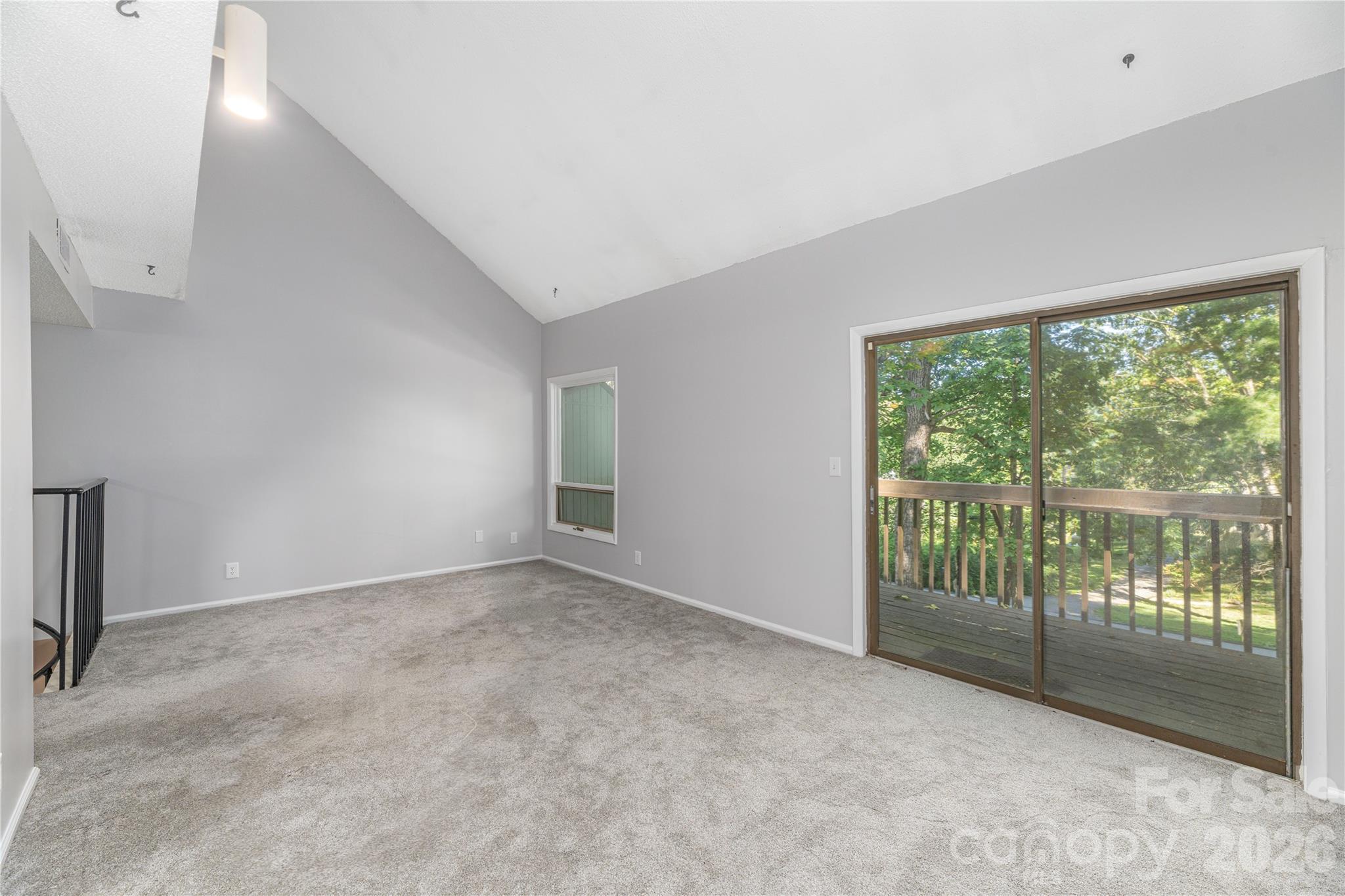 11 Maple Ridge Lane — Asheville