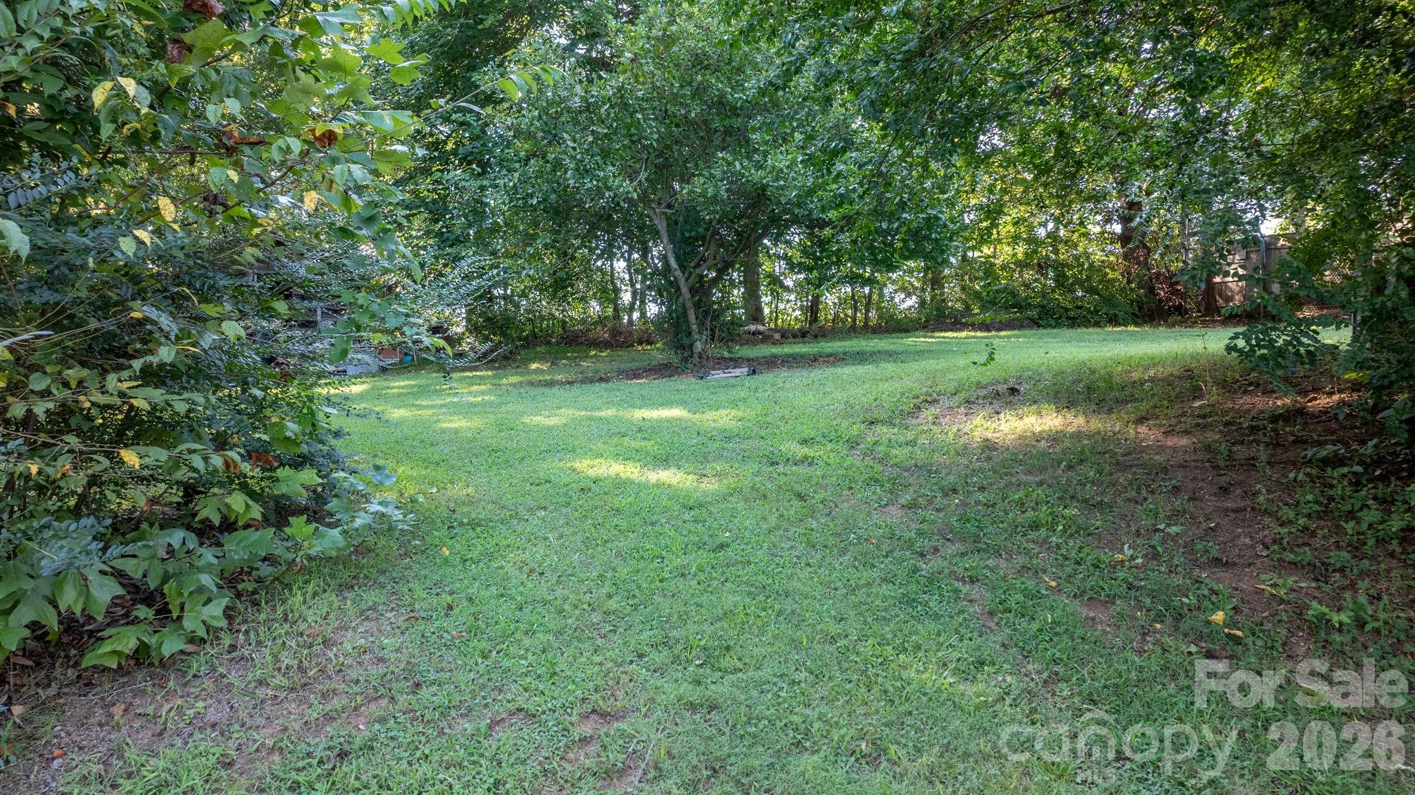 3221 1st Avenue Drive SE — Conover
