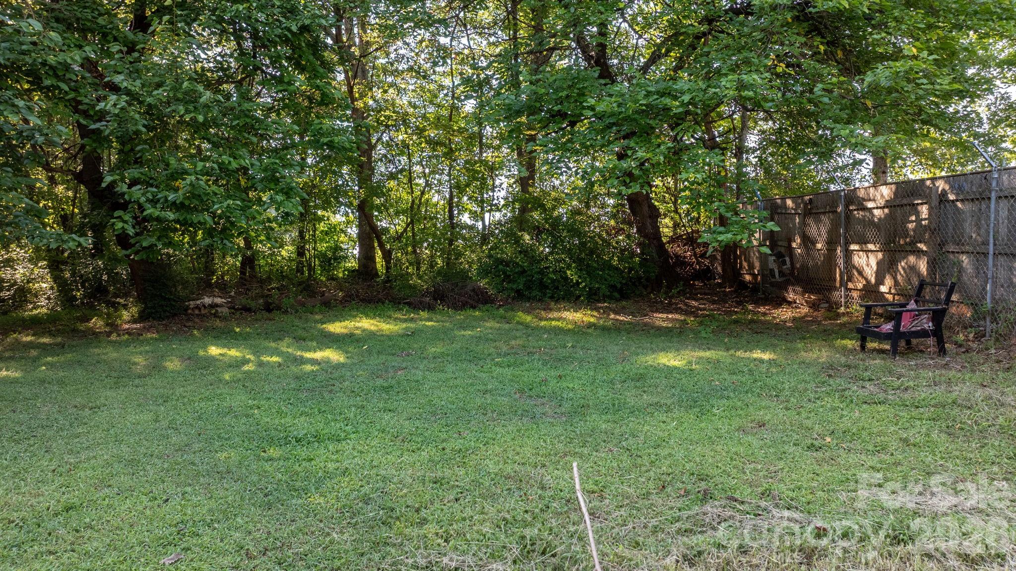 3221 1st Avenue Drive SE — Conover