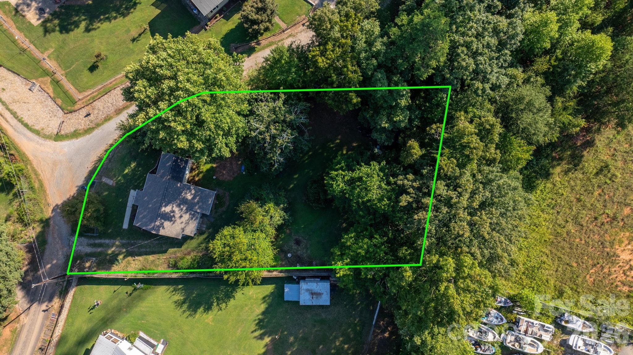 3221 1st Avenue Drive SE — Conover