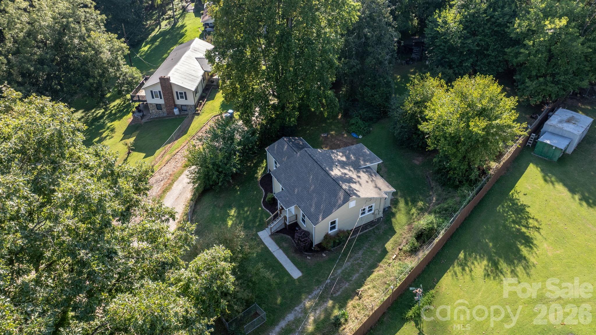 3221 1st Avenue Drive SE — Conover