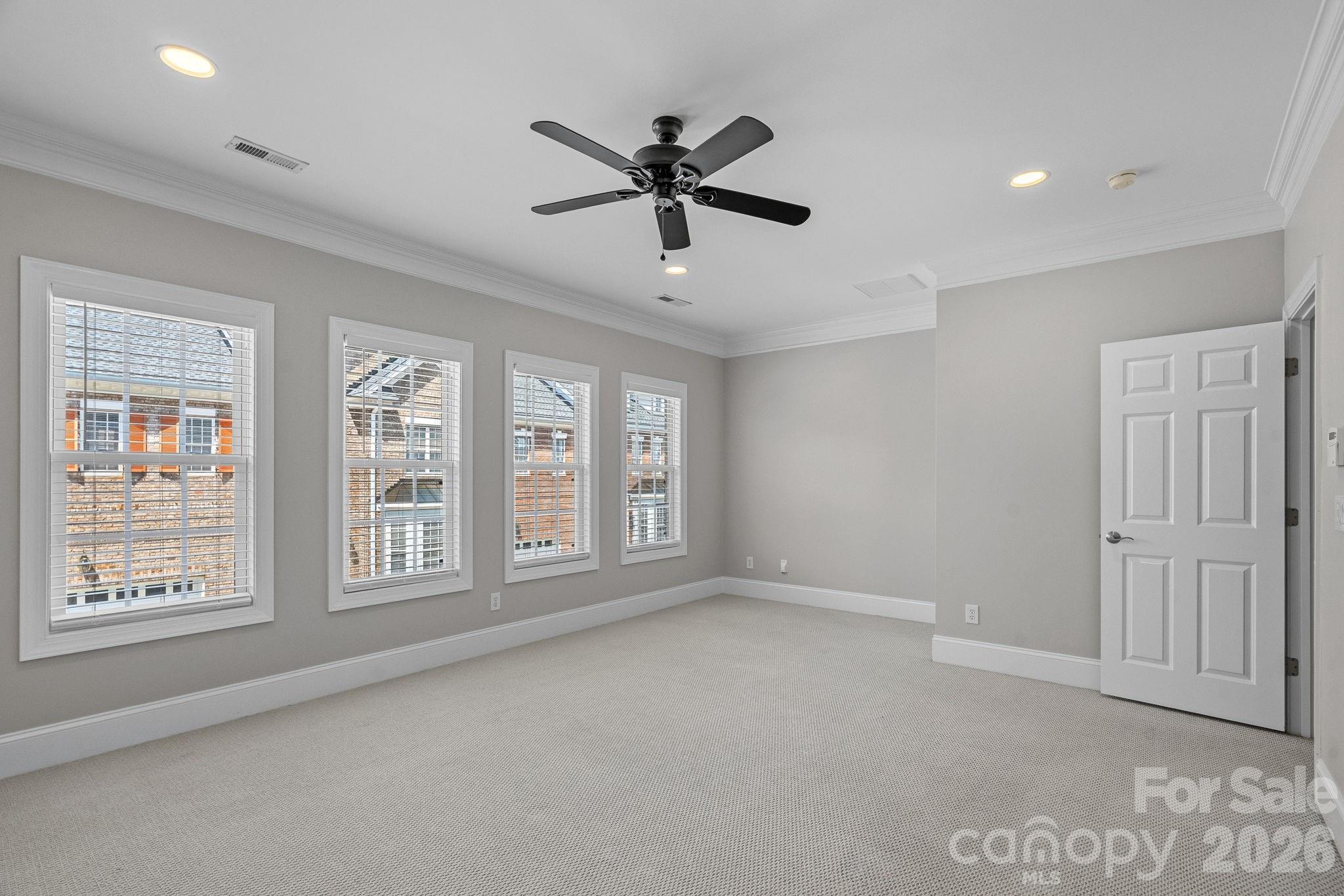 6415 Wakehurst Road — Charlotte